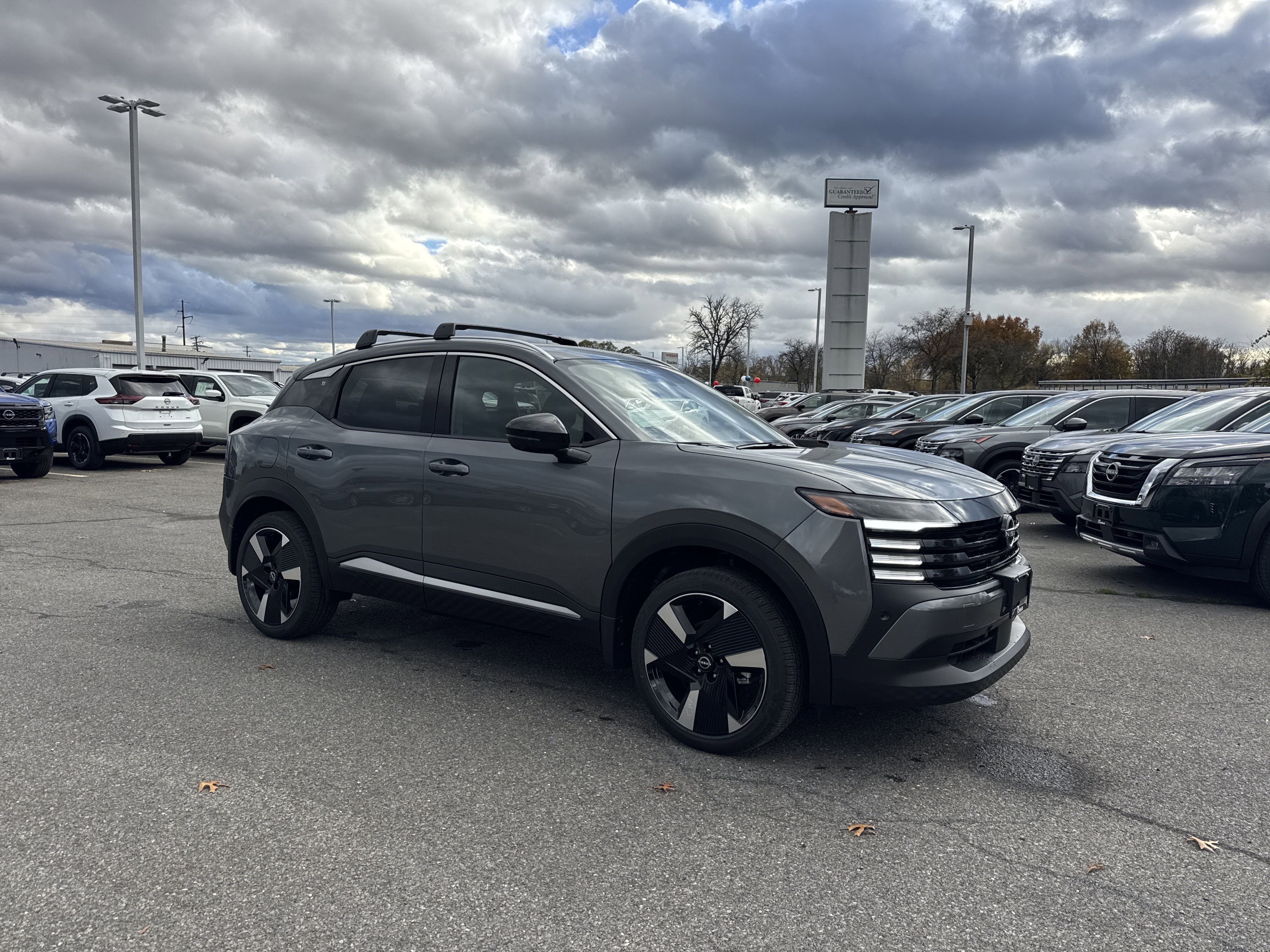 2026 Nissan Kicks SR