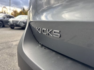 2026 Nissan Kicks SR