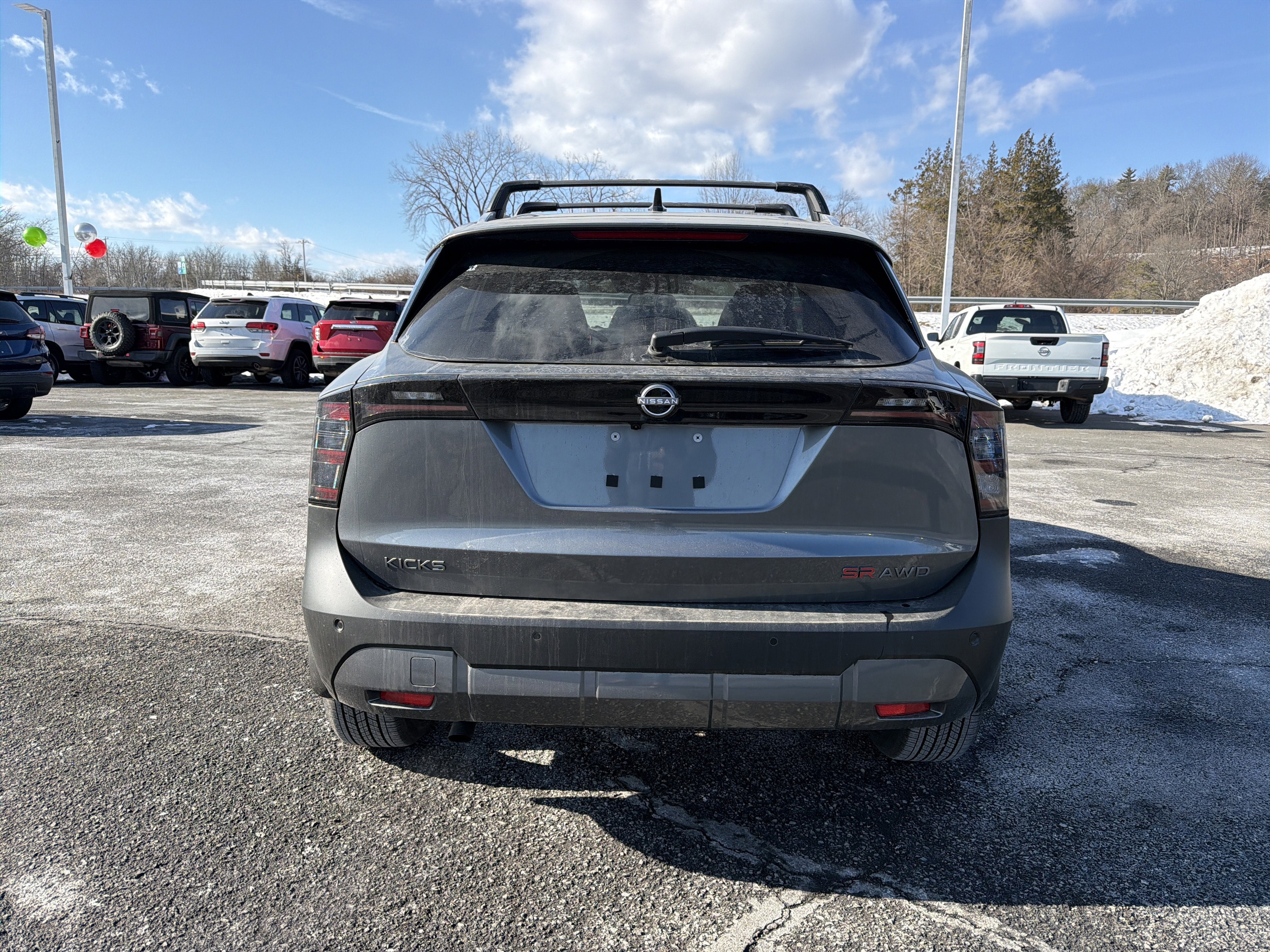 2026 Nissan Kicks SR