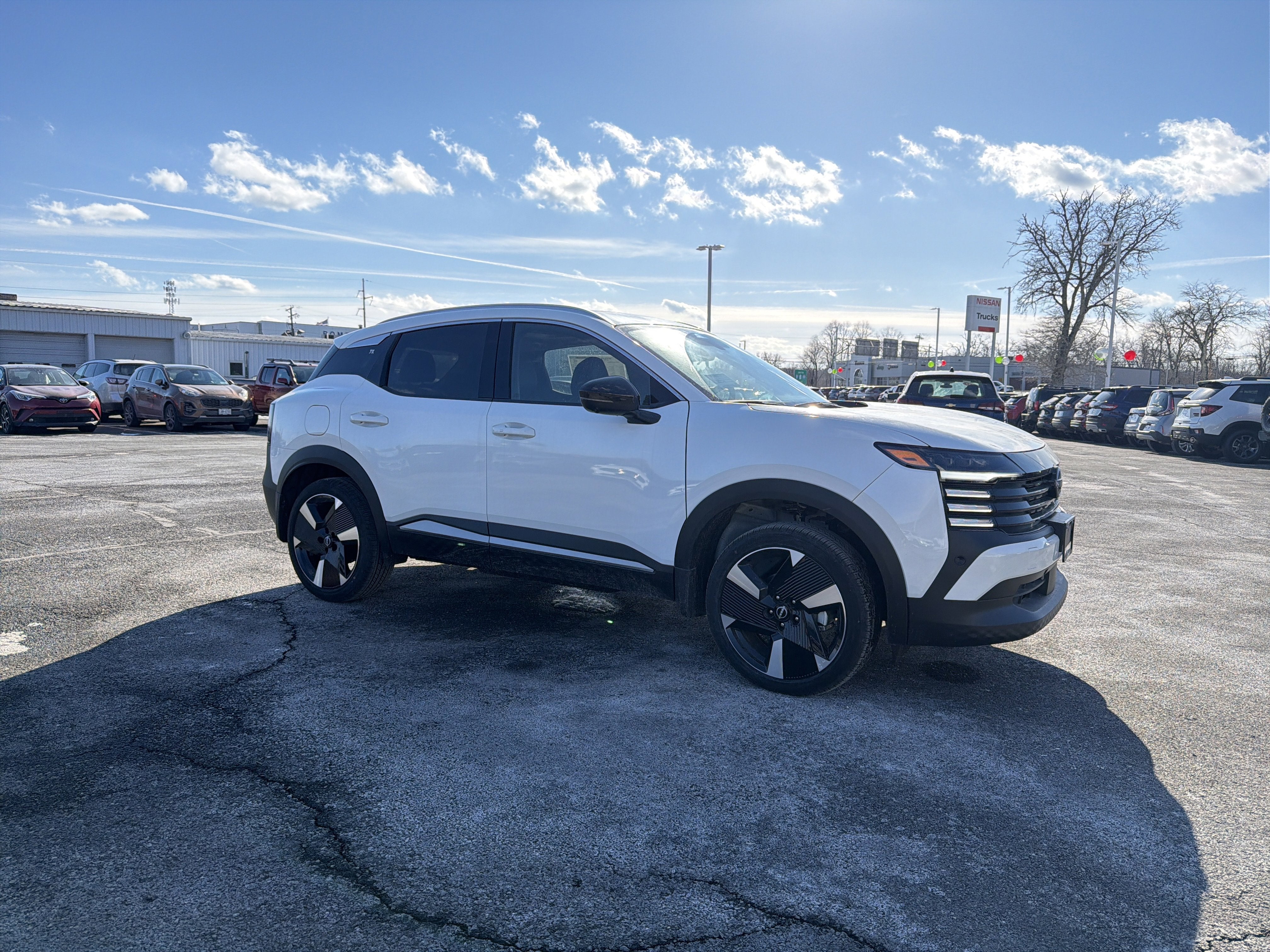 2026 Nissan Kicks SR