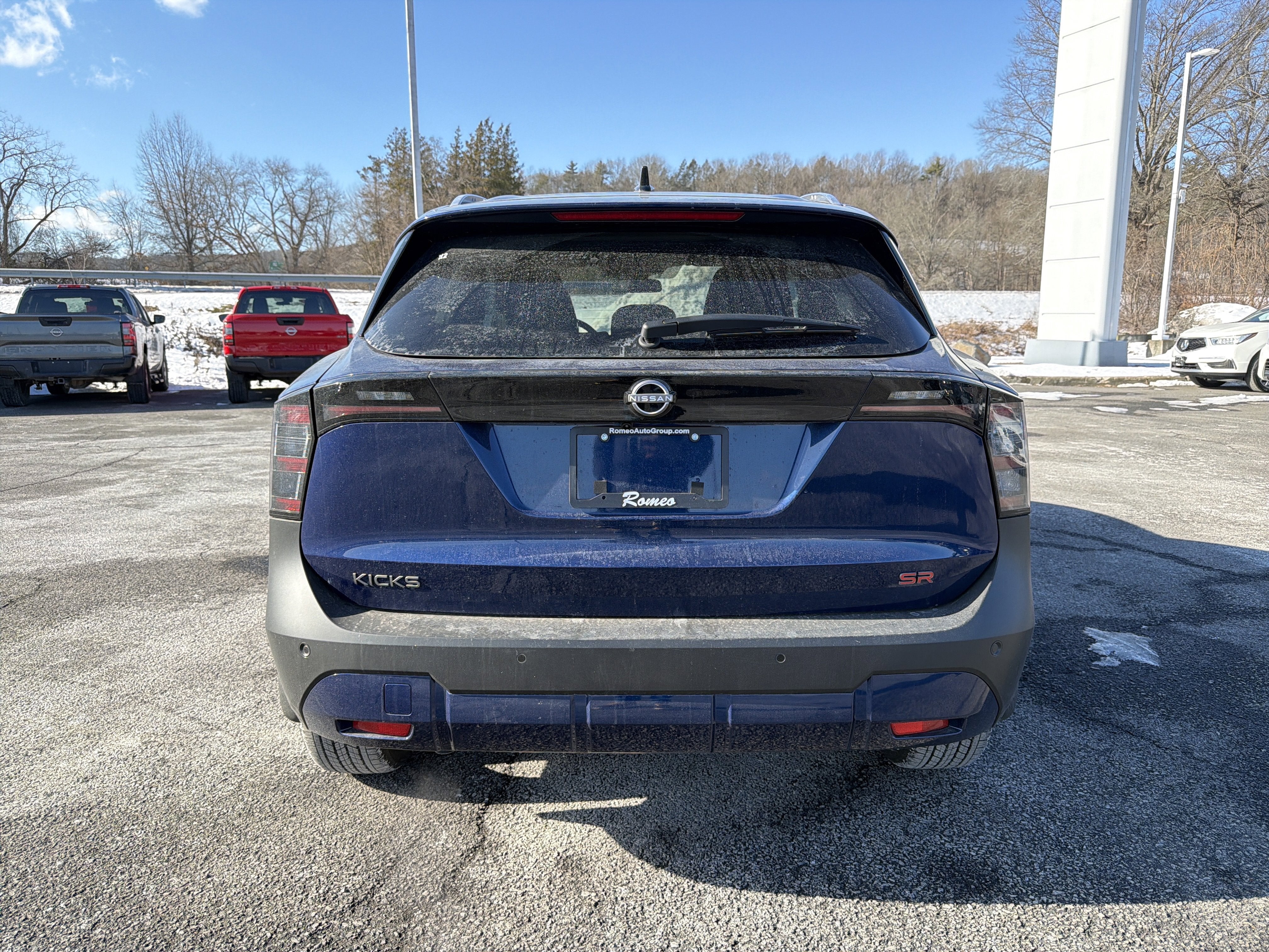 2026 Nissan Kicks SR