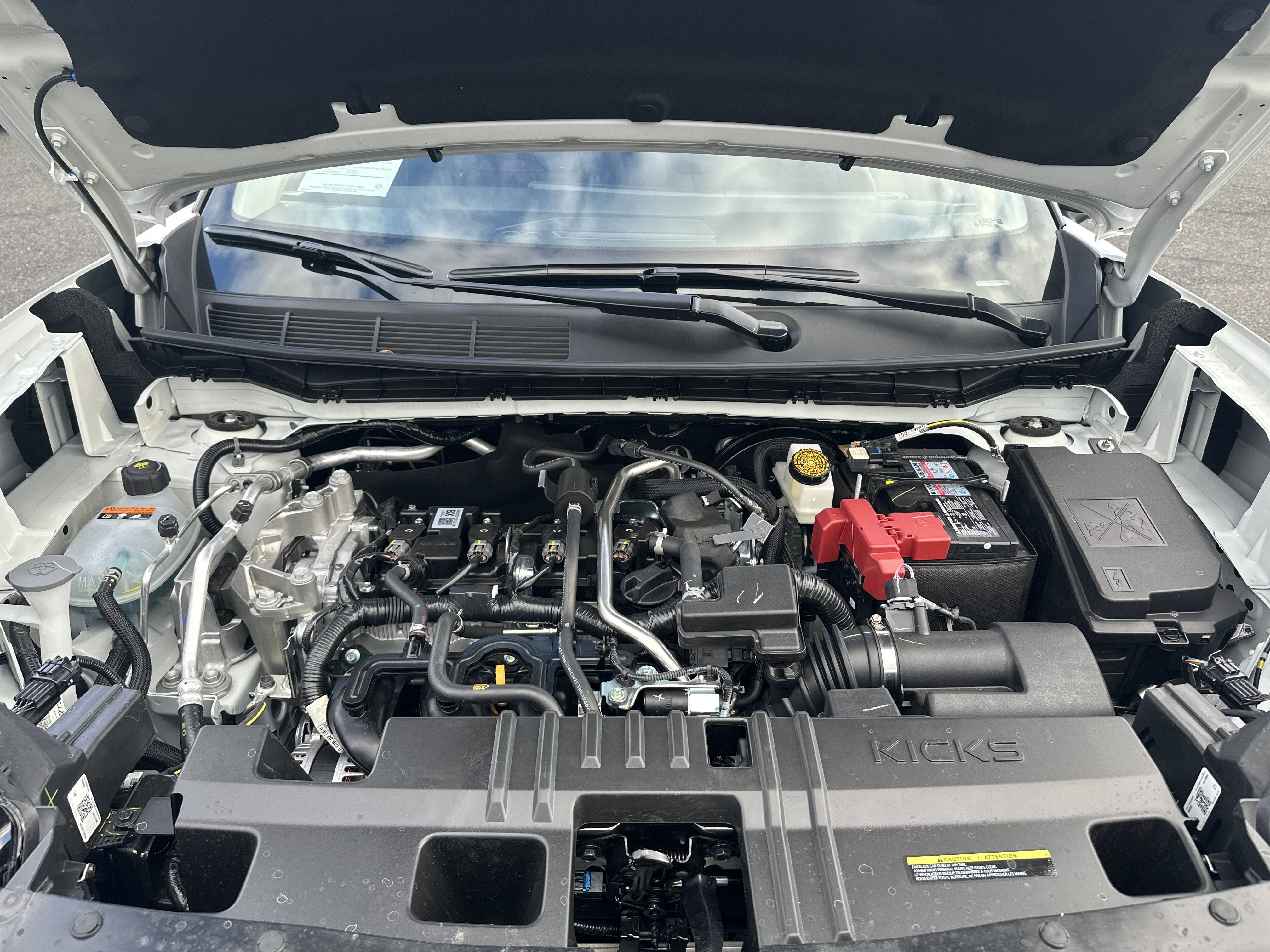 2026 Nissan Kicks SR