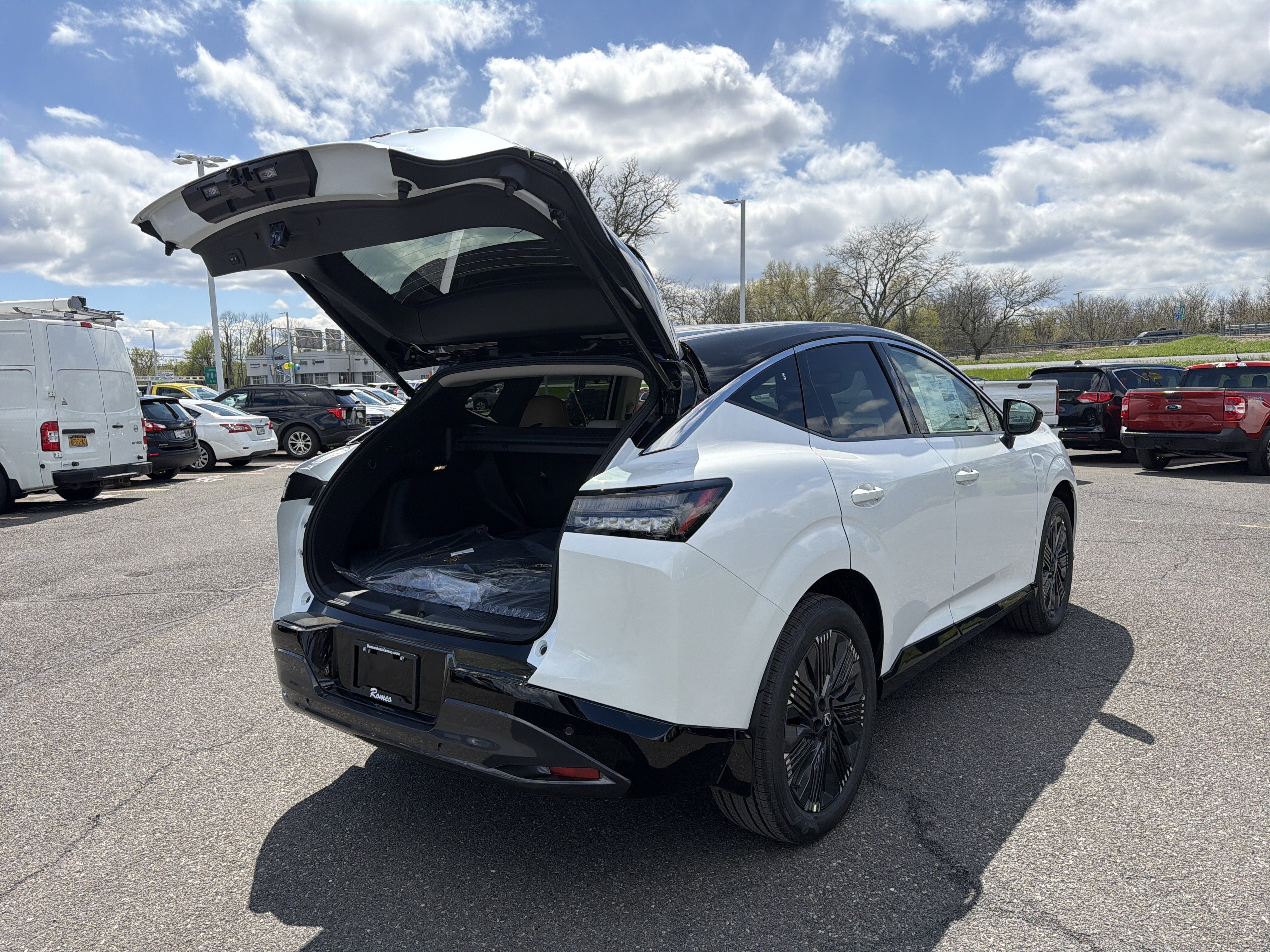 2026 Nissan Murano Platinum
