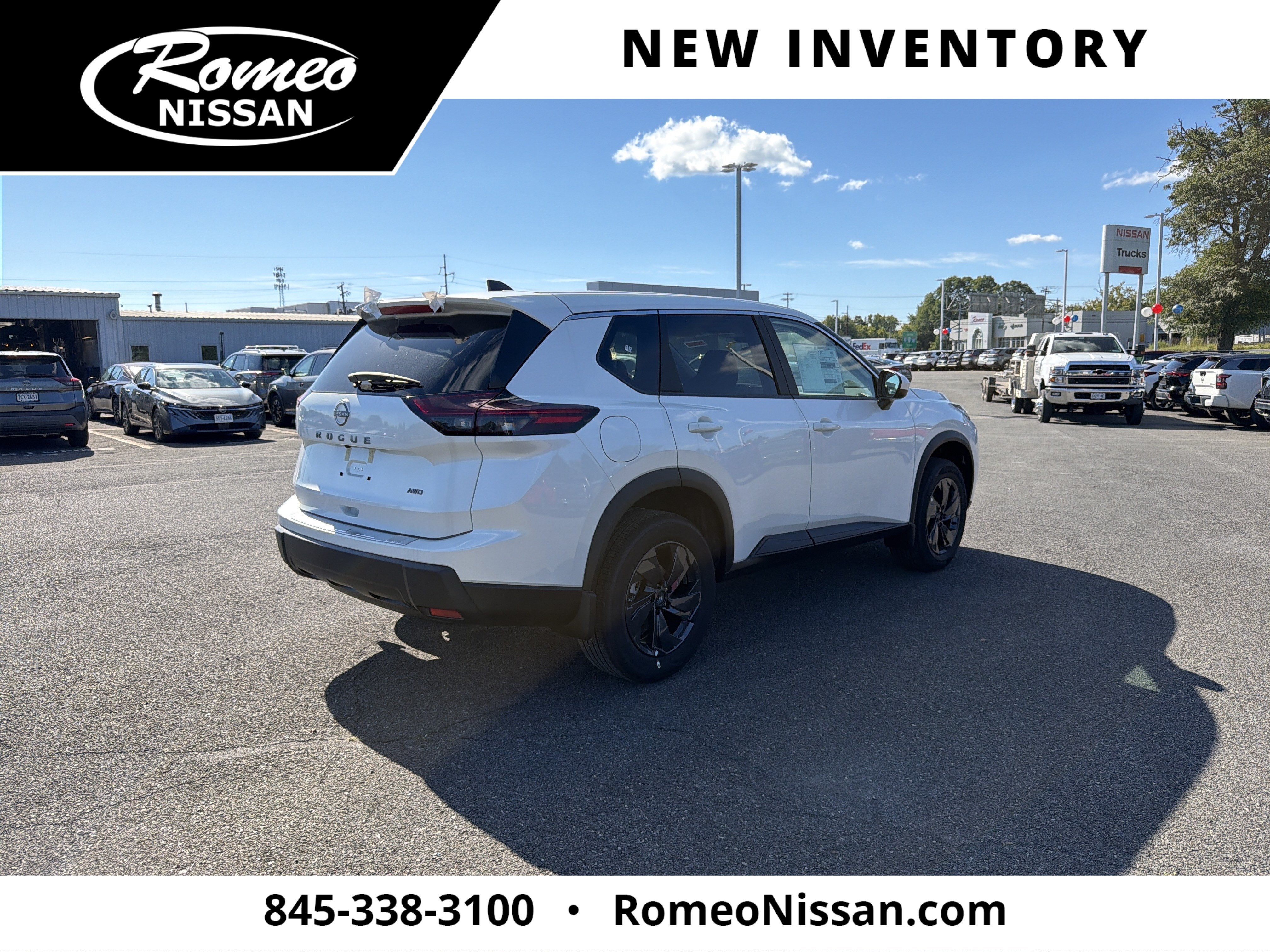 2026 Nissan Rogue SV