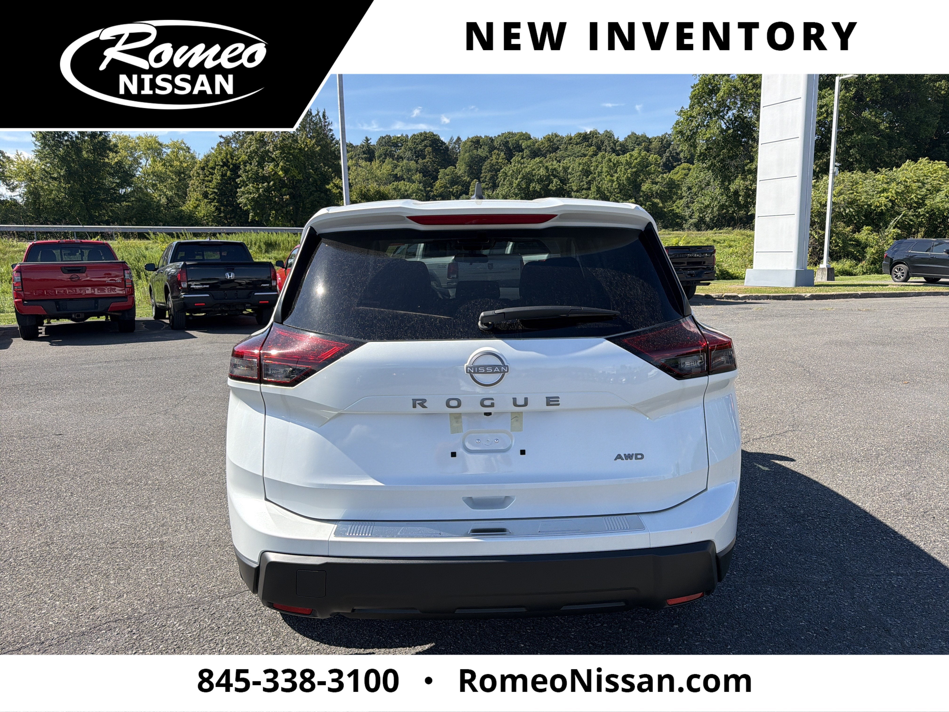 2026 Nissan Rogue SV