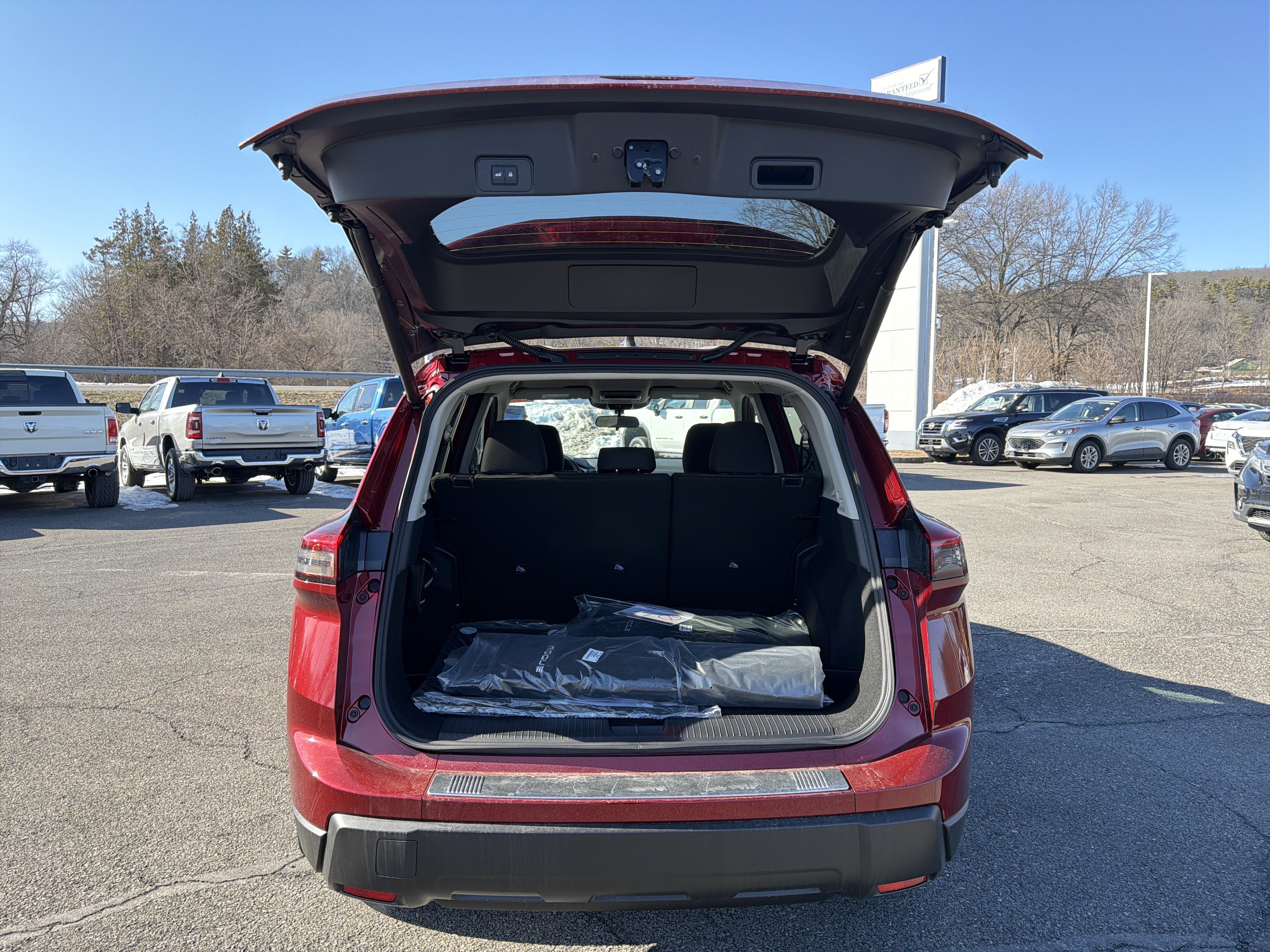 2026 Nissan Rogue SV