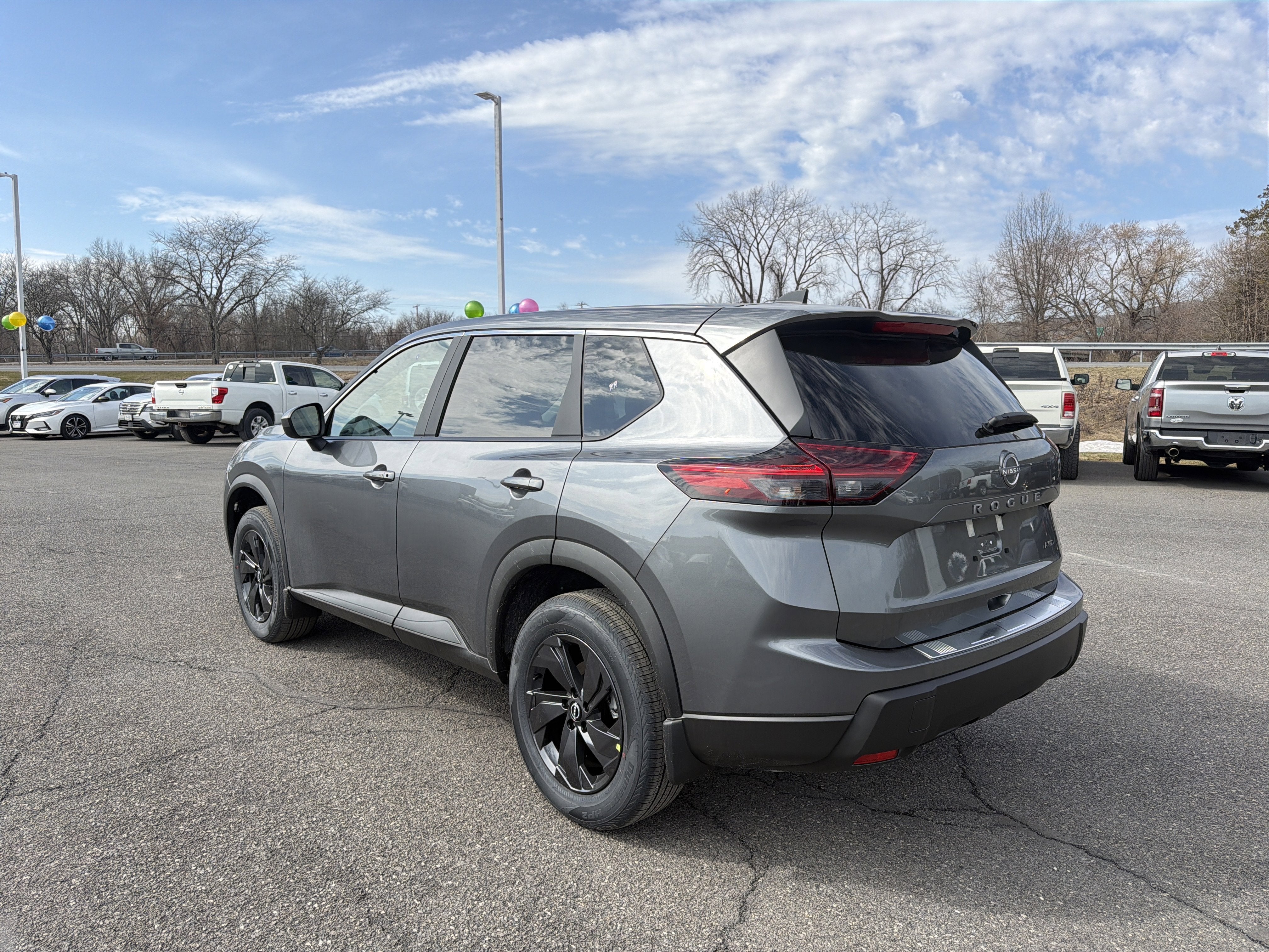 2026 Nissan Rogue SV