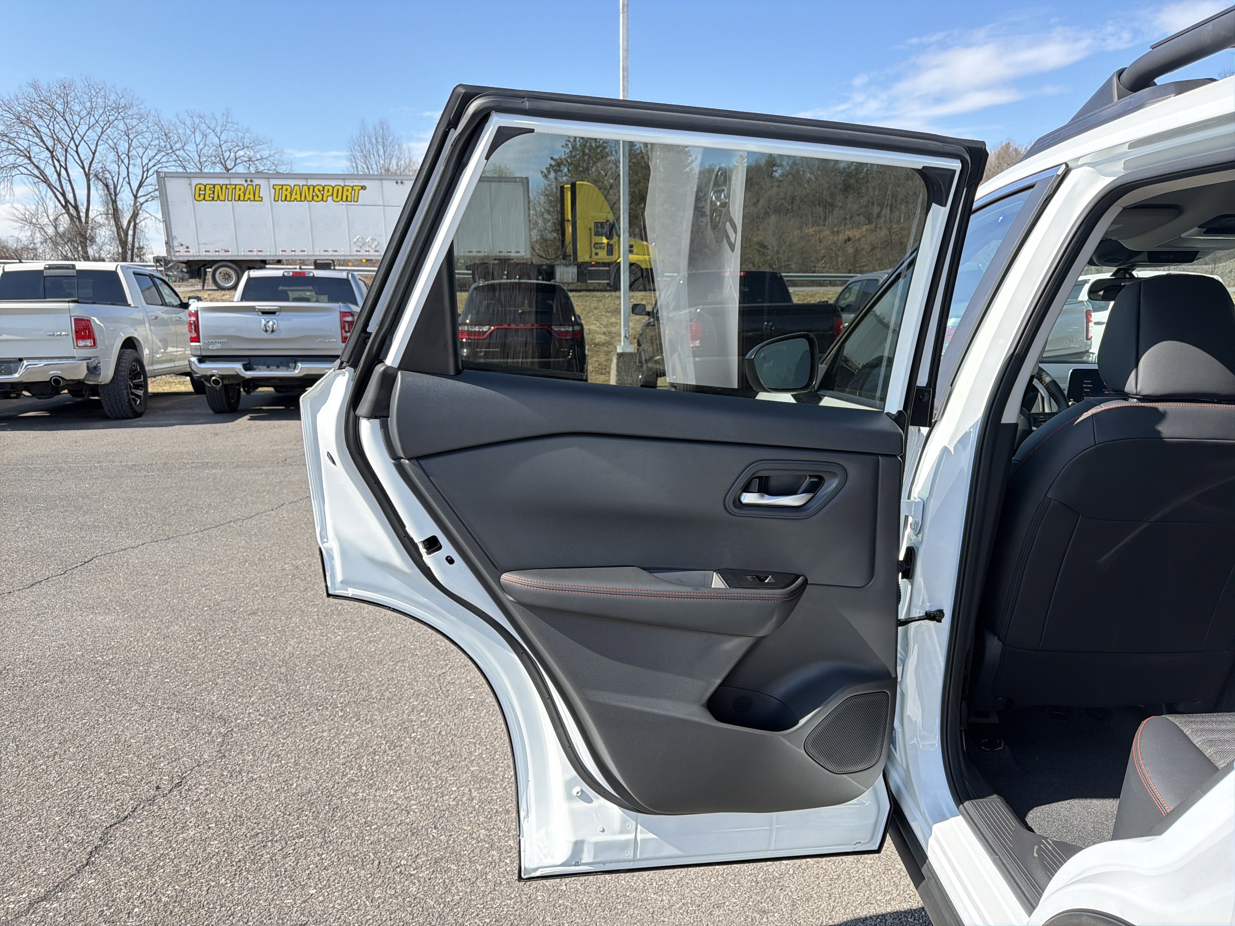 2026 Nissan Rogue Rock Creek