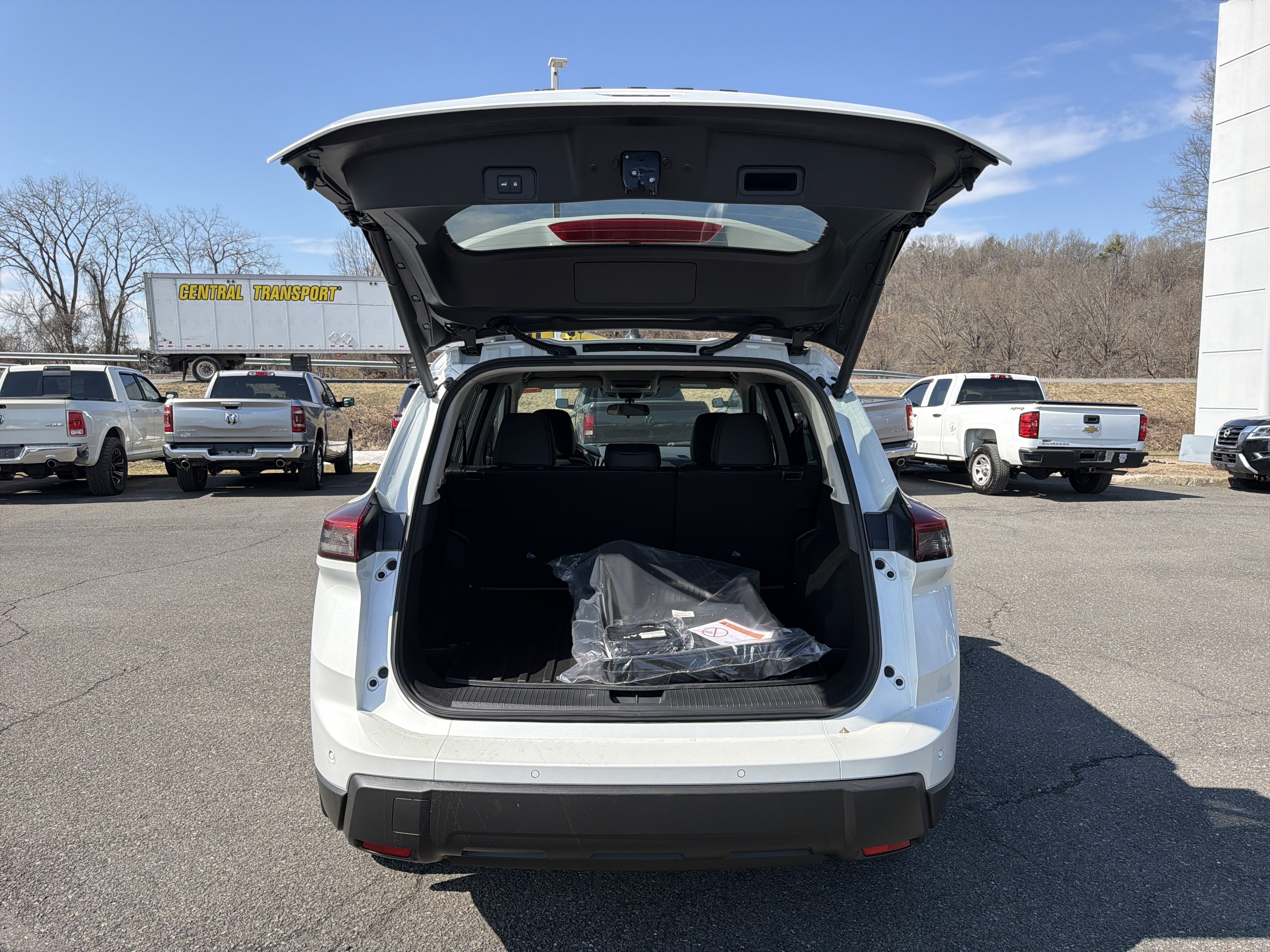 2026 Nissan Rogue Rock Creek