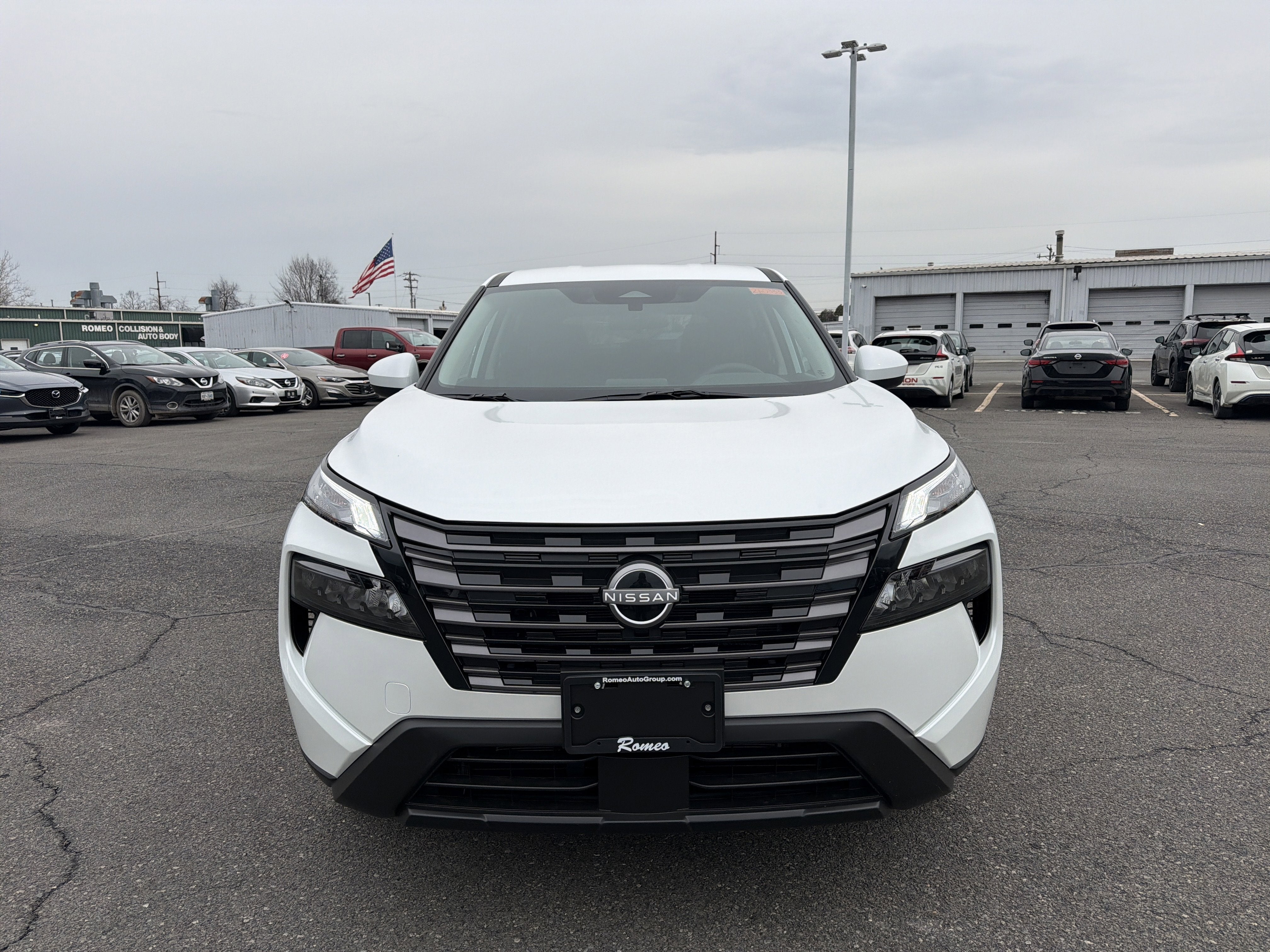 2026 Nissan Rogue SV