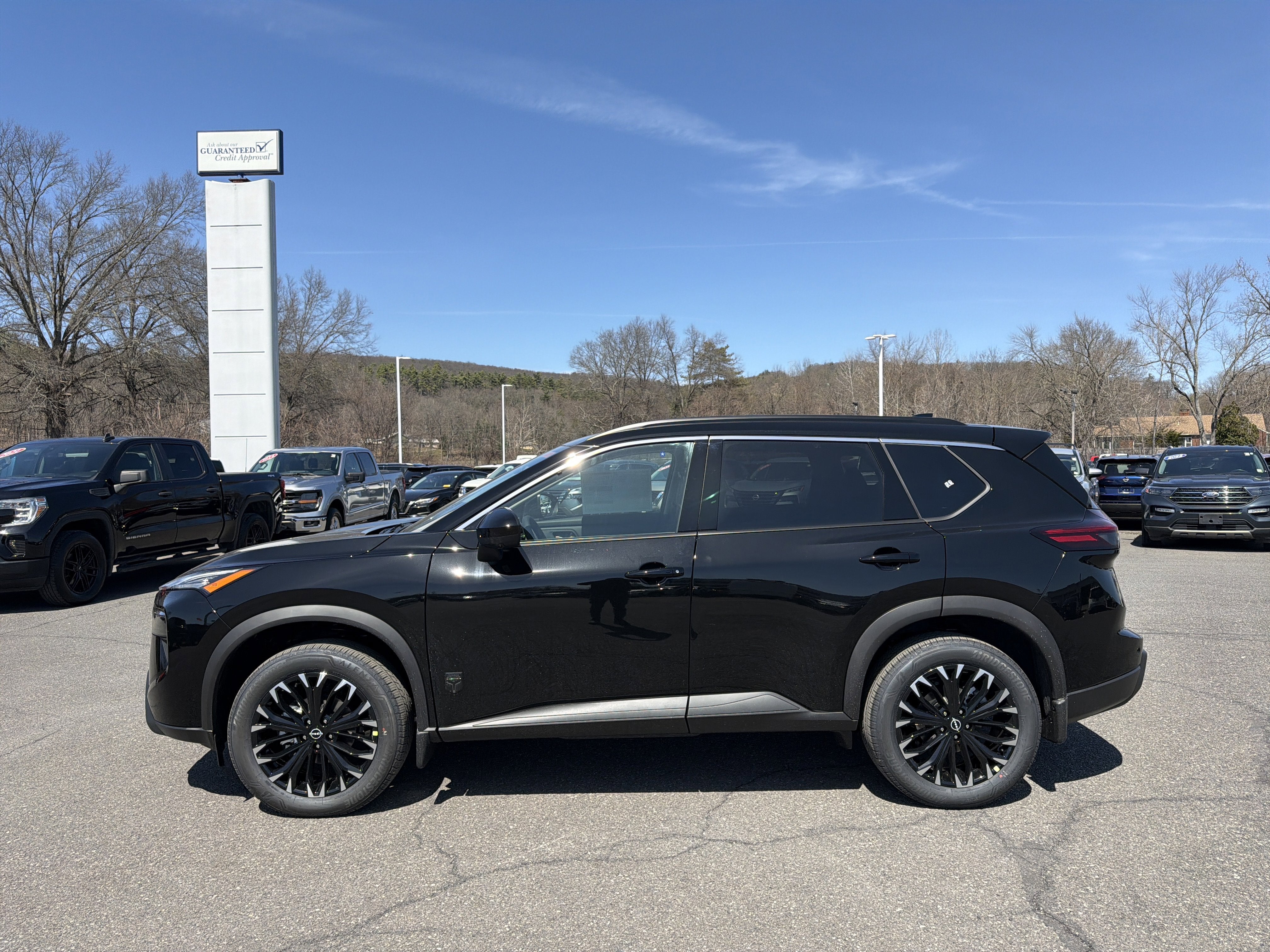 2026 Nissan Rogue Dark Armor