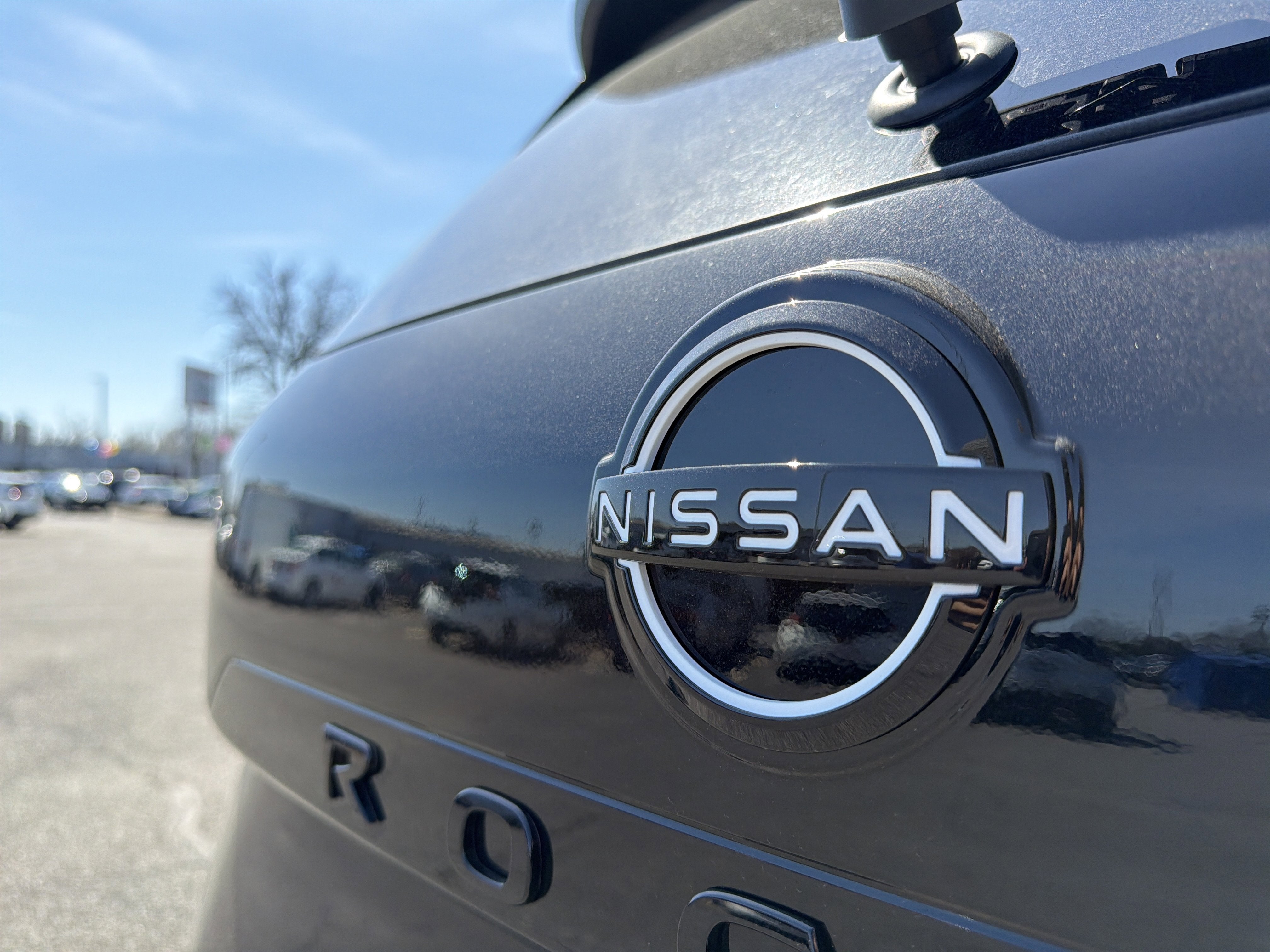 2026 Nissan Rogue Dark Armor