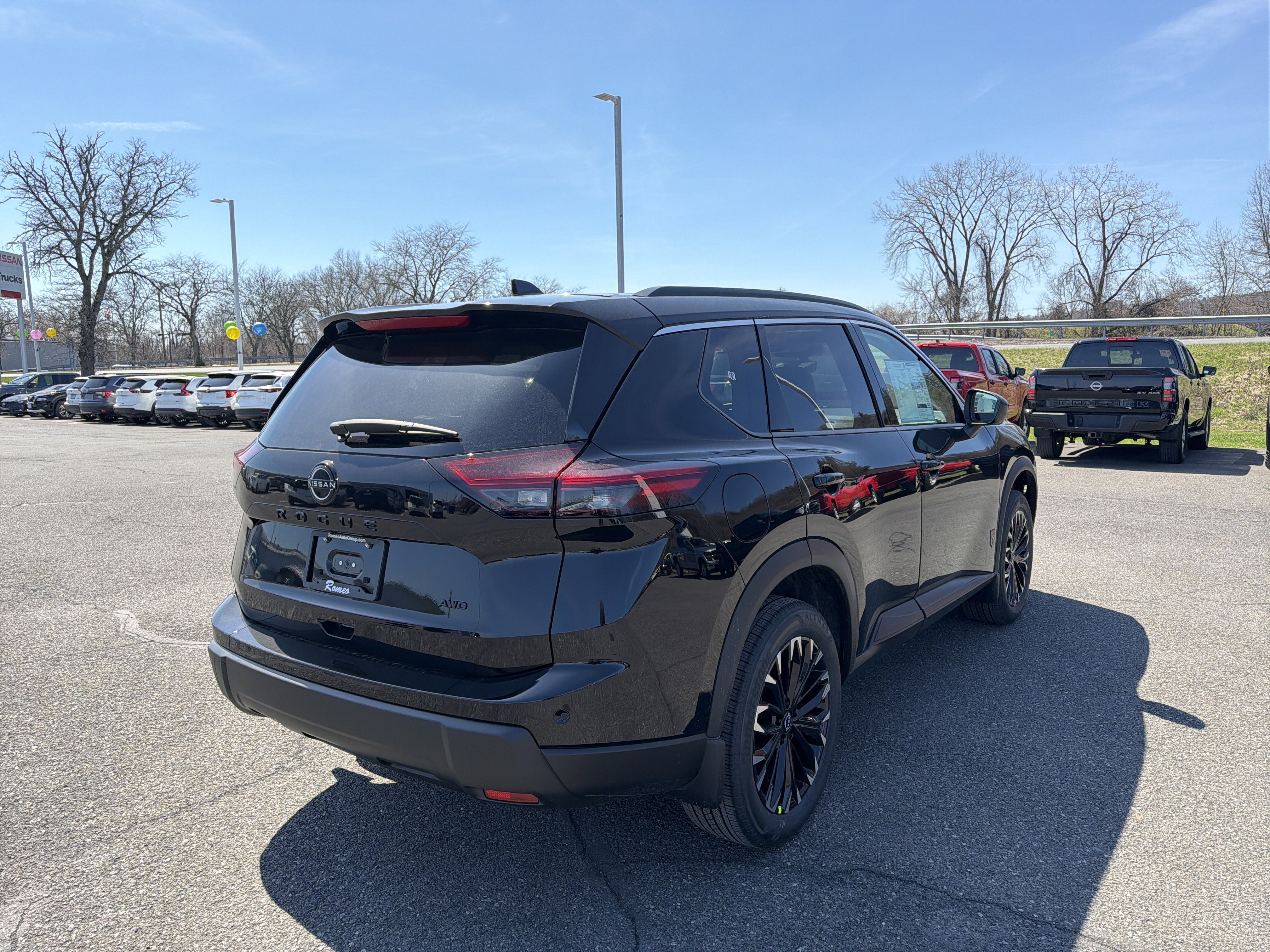 2026 Nissan Rogue Dark Armor