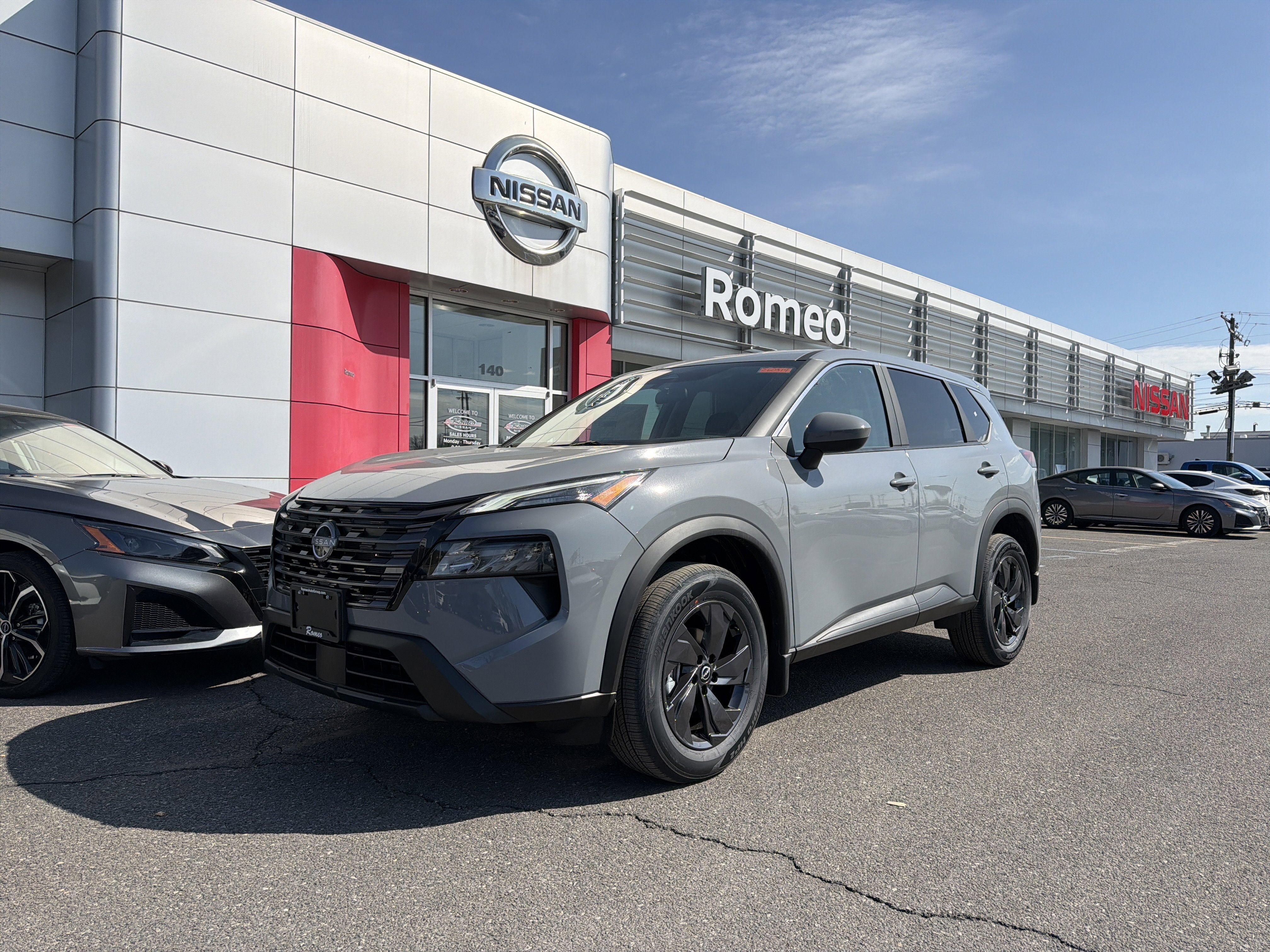 2026 Nissan Rogue SV