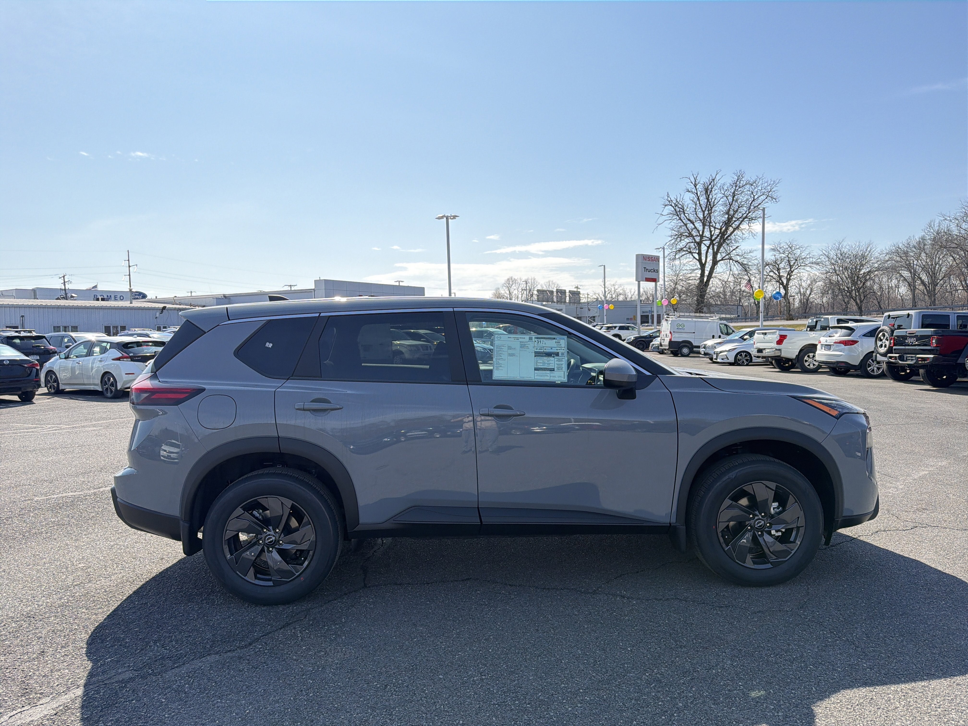 2026 Nissan Rogue SV
