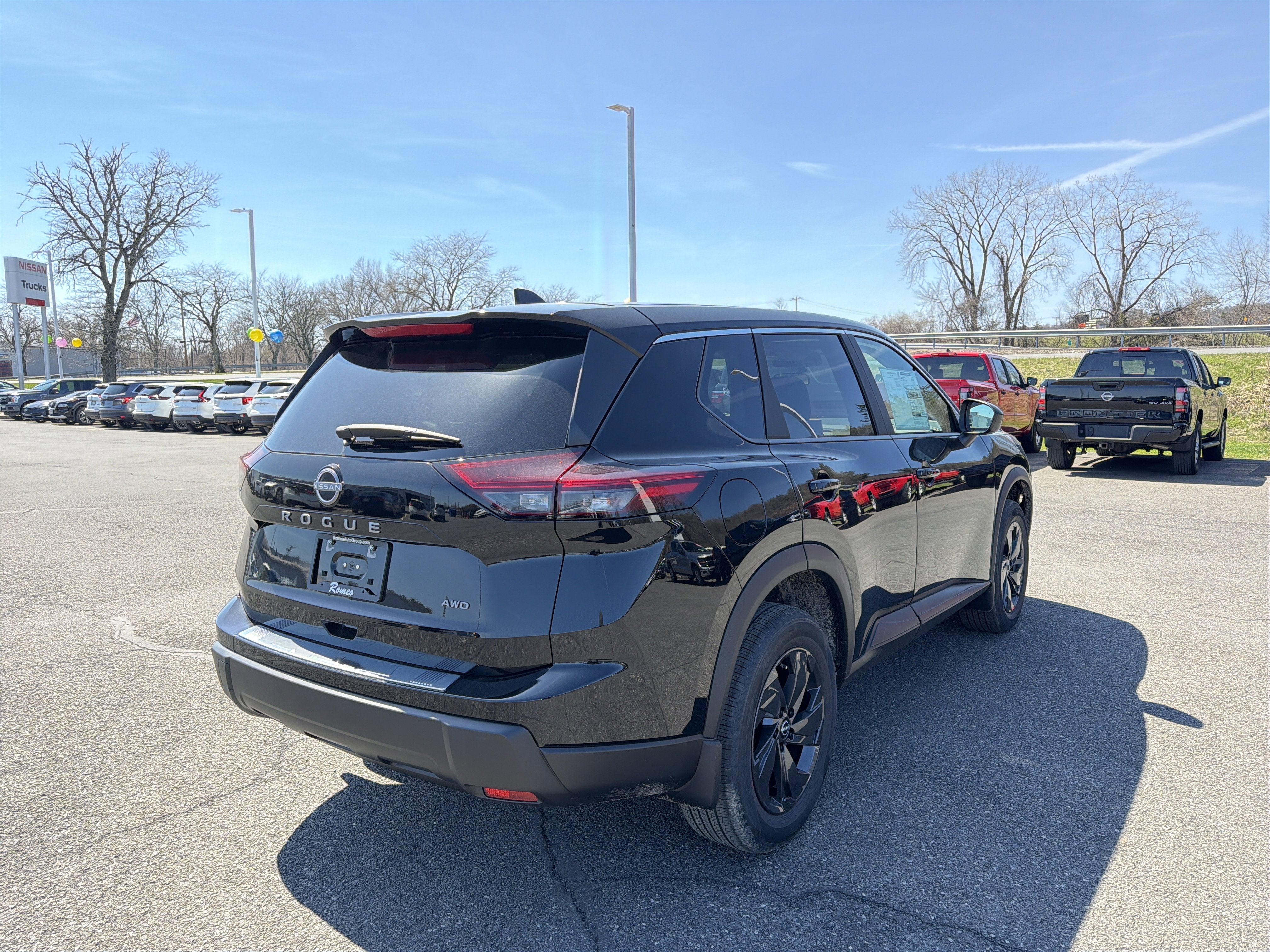 2026 Nissan Rogue SV