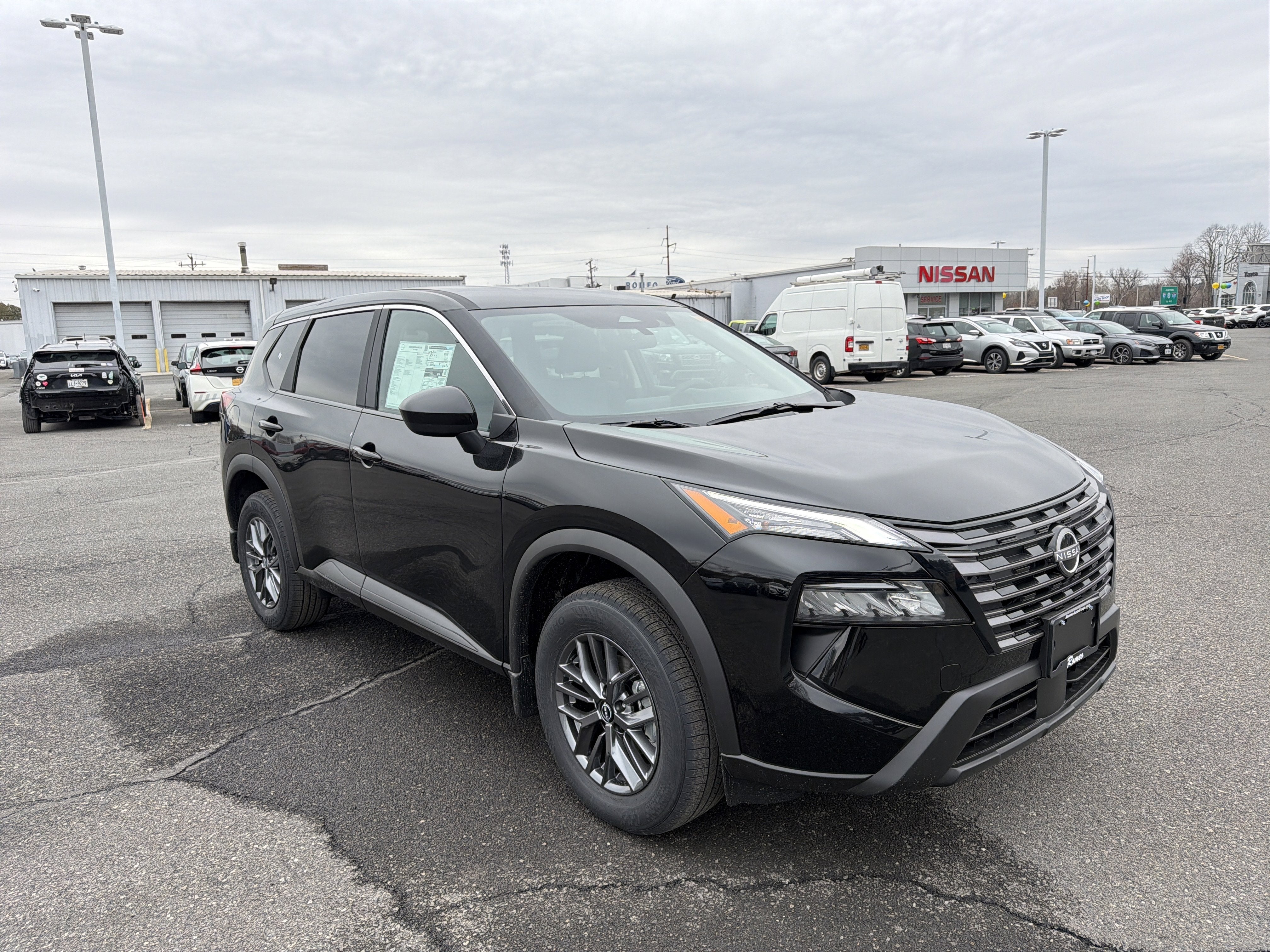 2026 Nissan Rogue SV