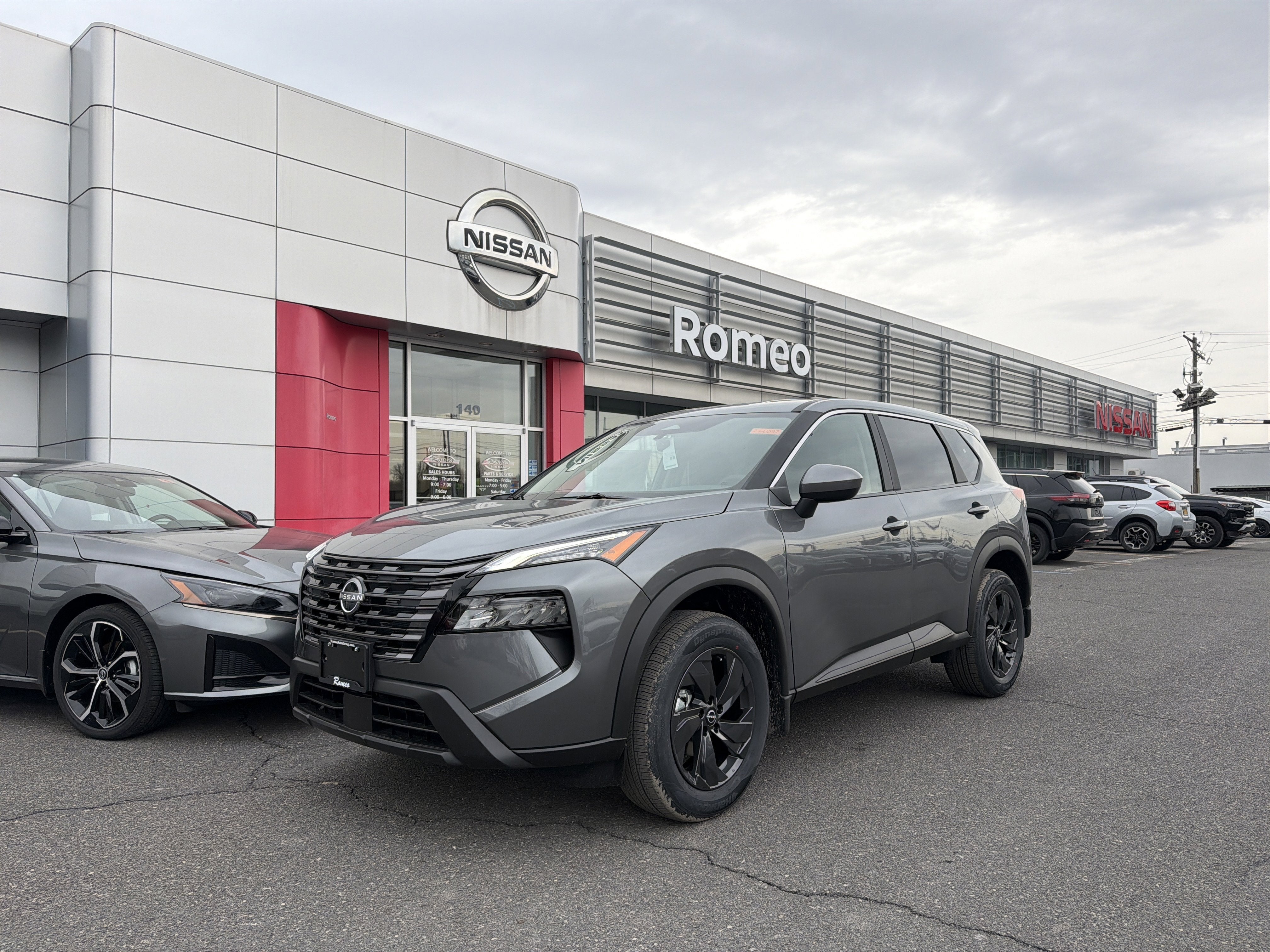 2026 Nissan Rogue SV