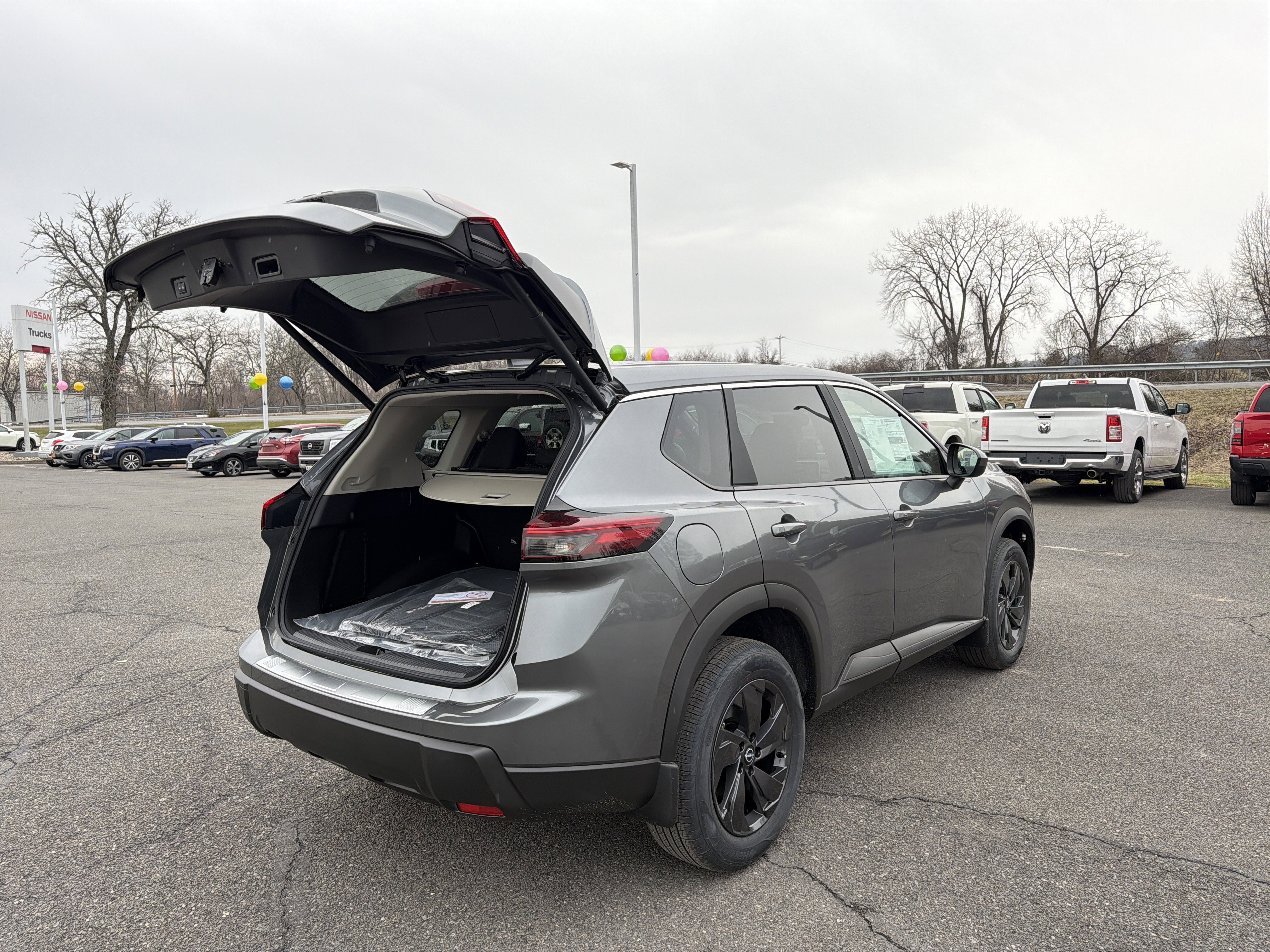 2026 Nissan Rogue SV