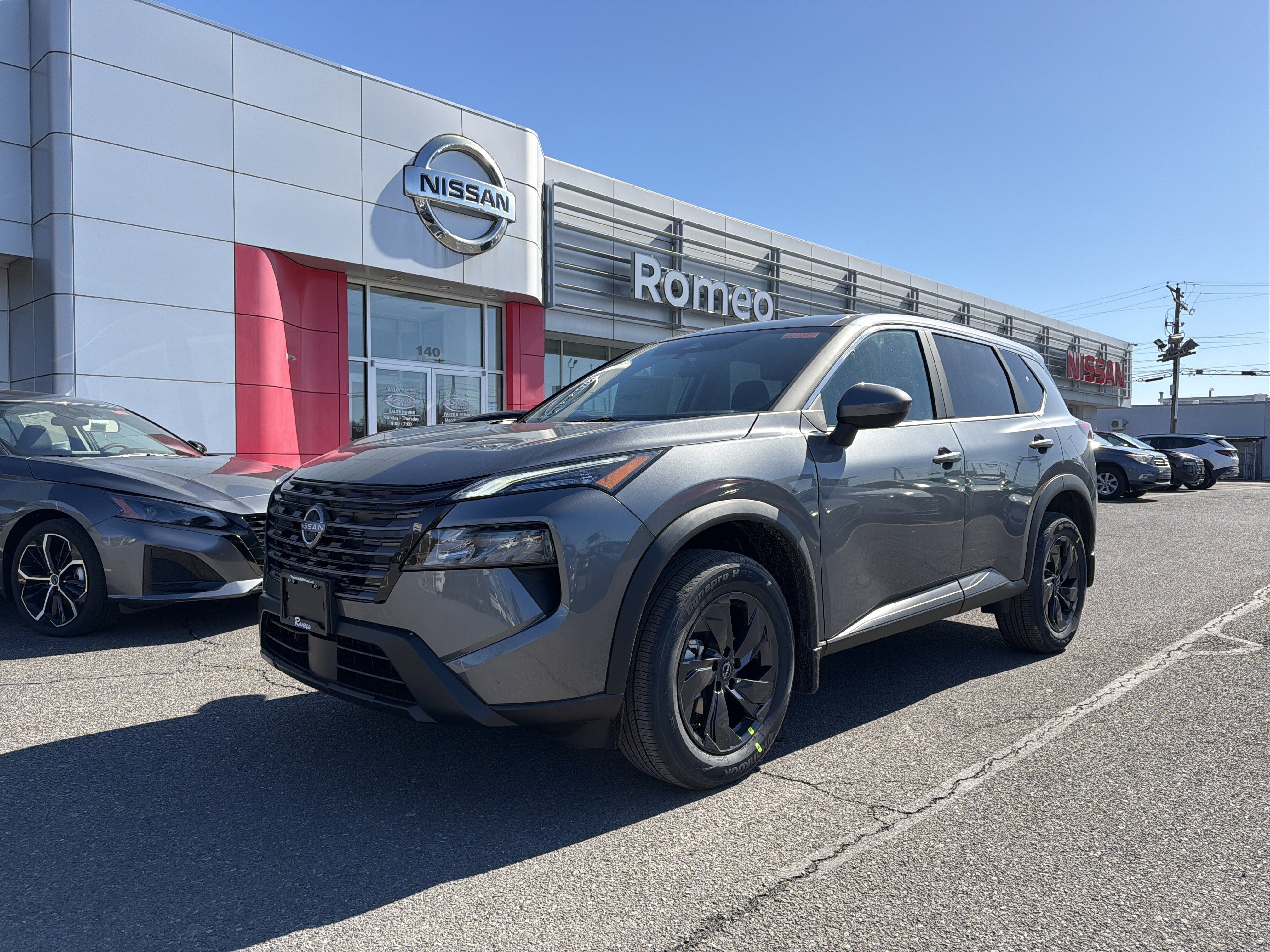 2026 Nissan Rogue SV