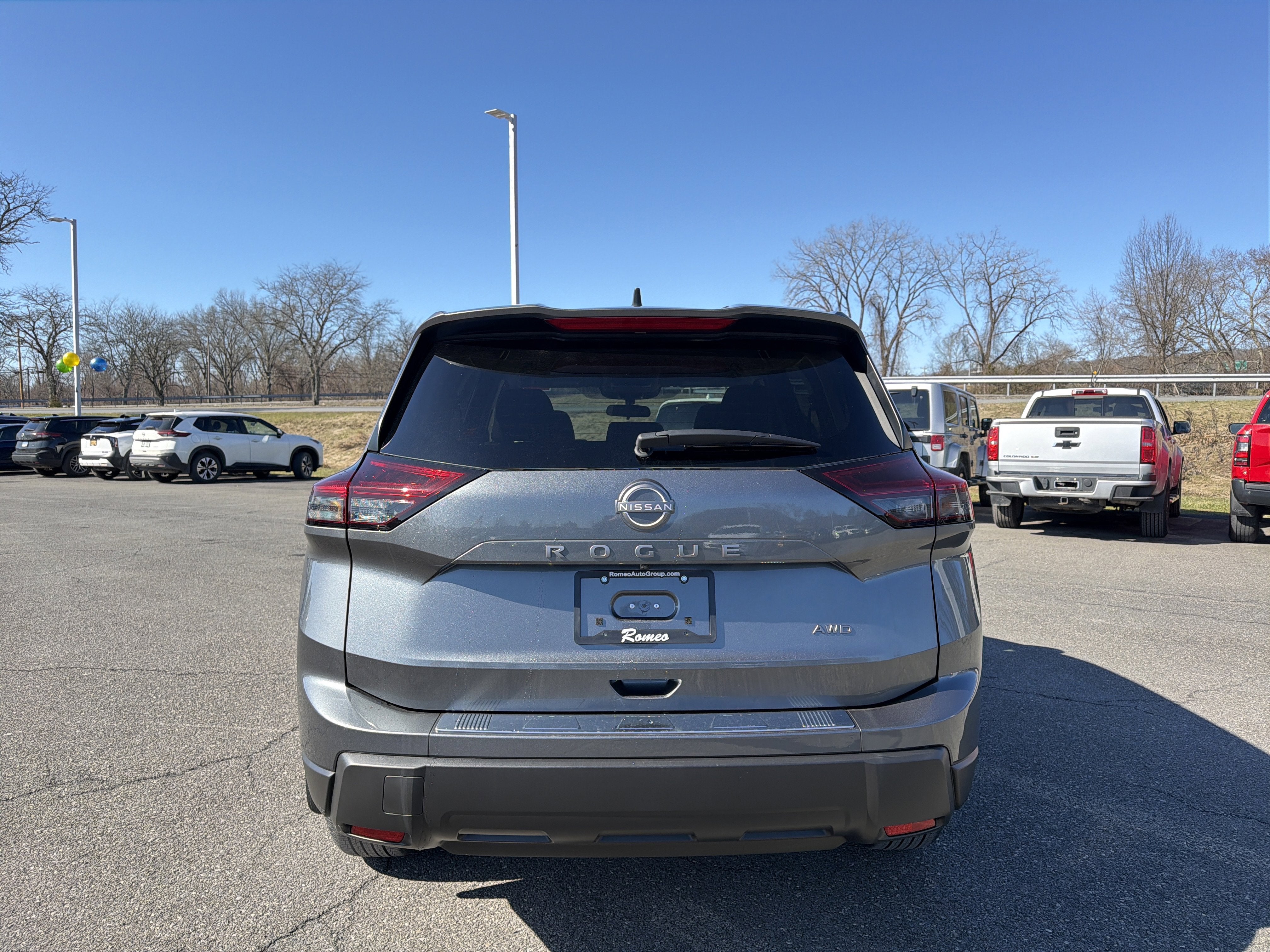 2026 Nissan Rogue SV