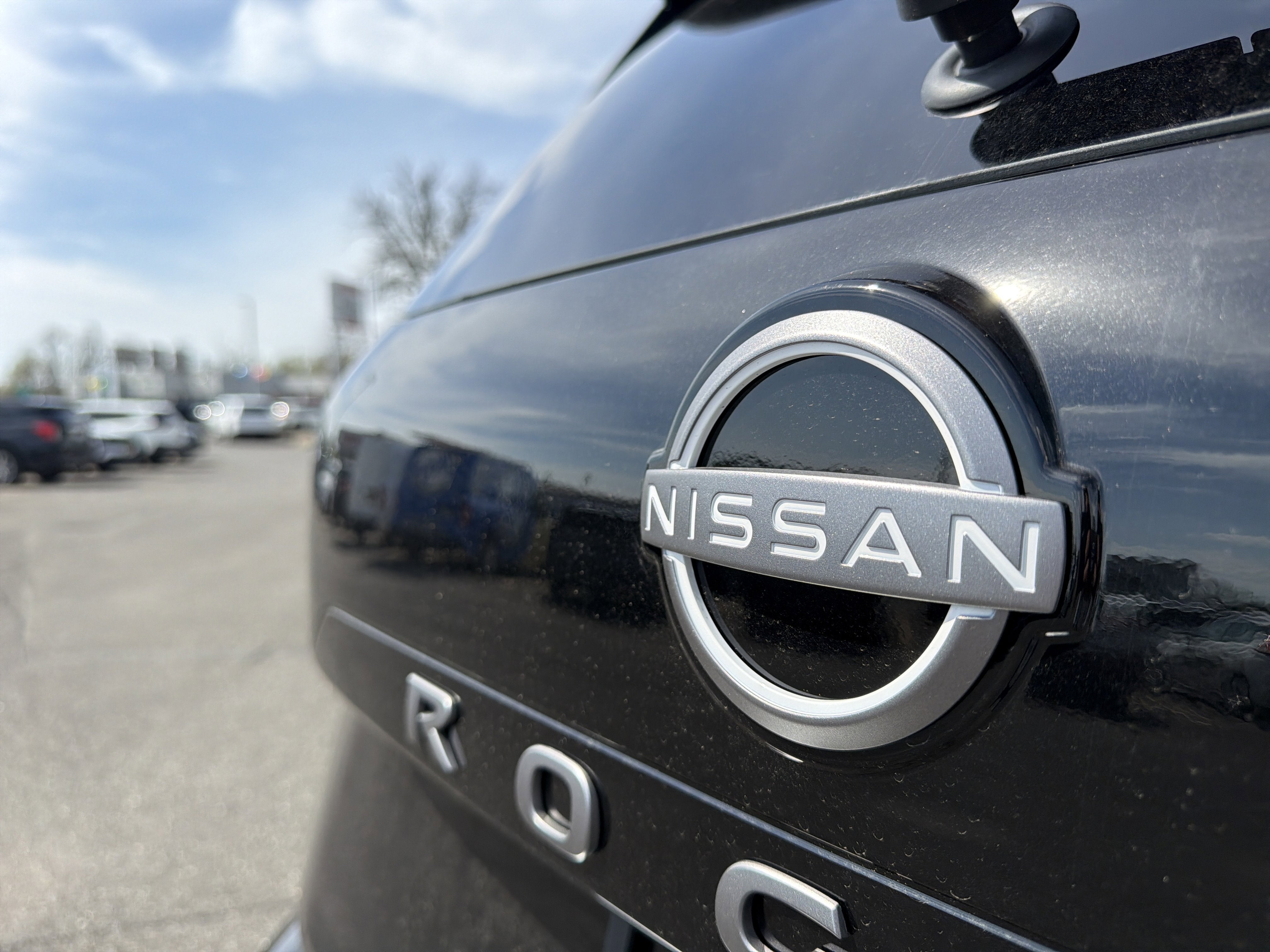 2026 Nissan Rogue SV