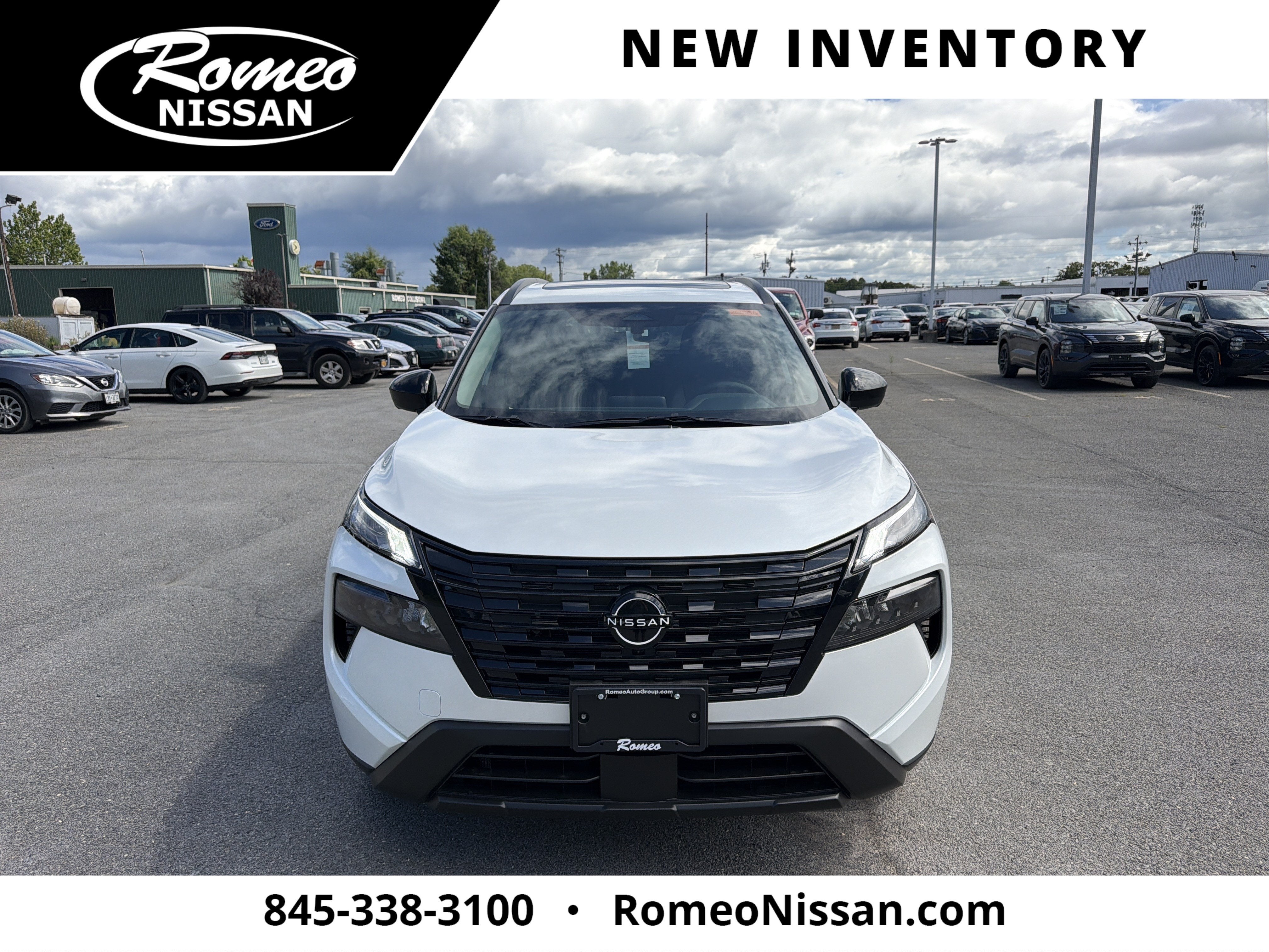 2026 Nissan Rogue Dark Armor