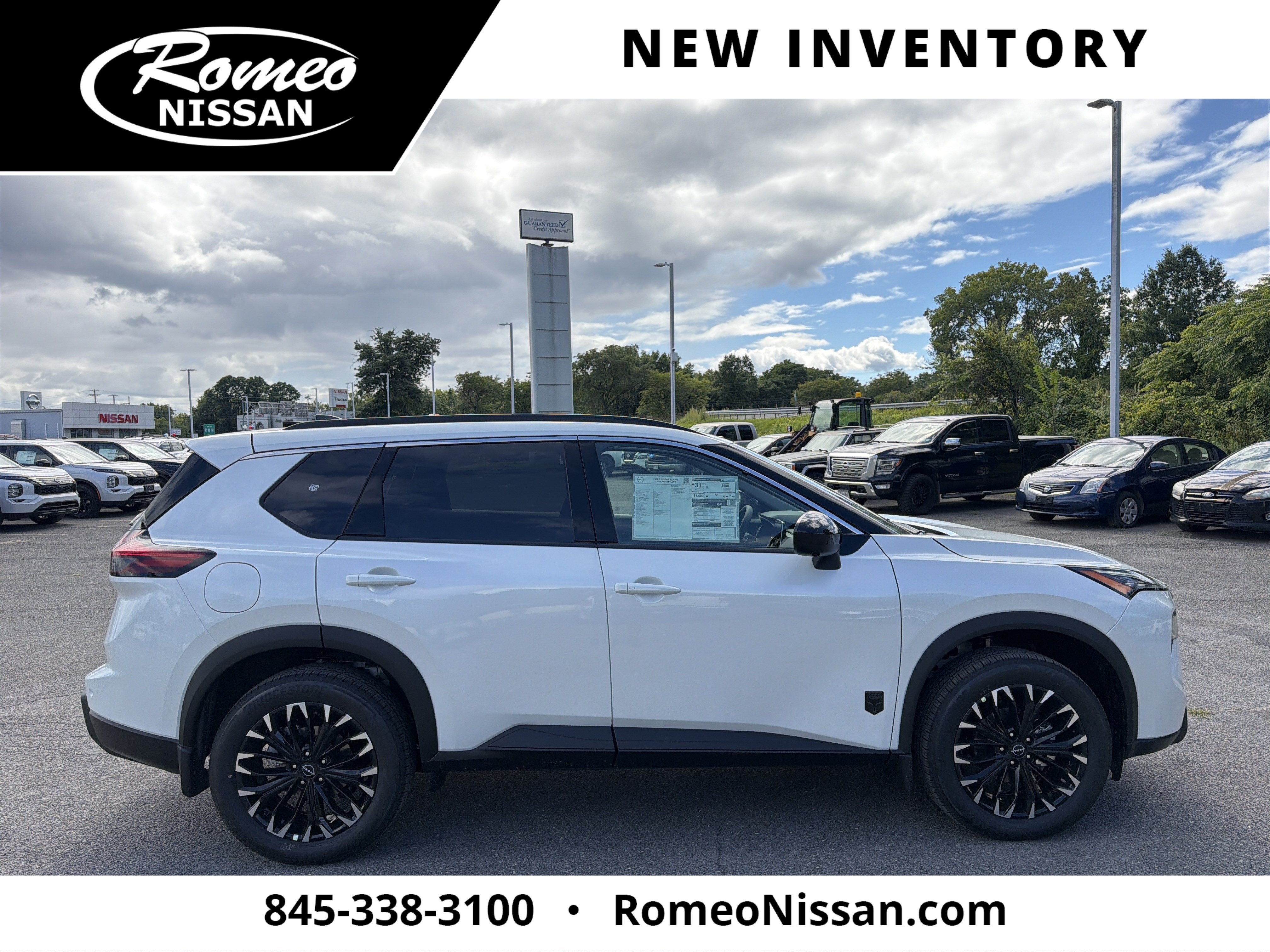 2026 Nissan Rogue Dark Armor