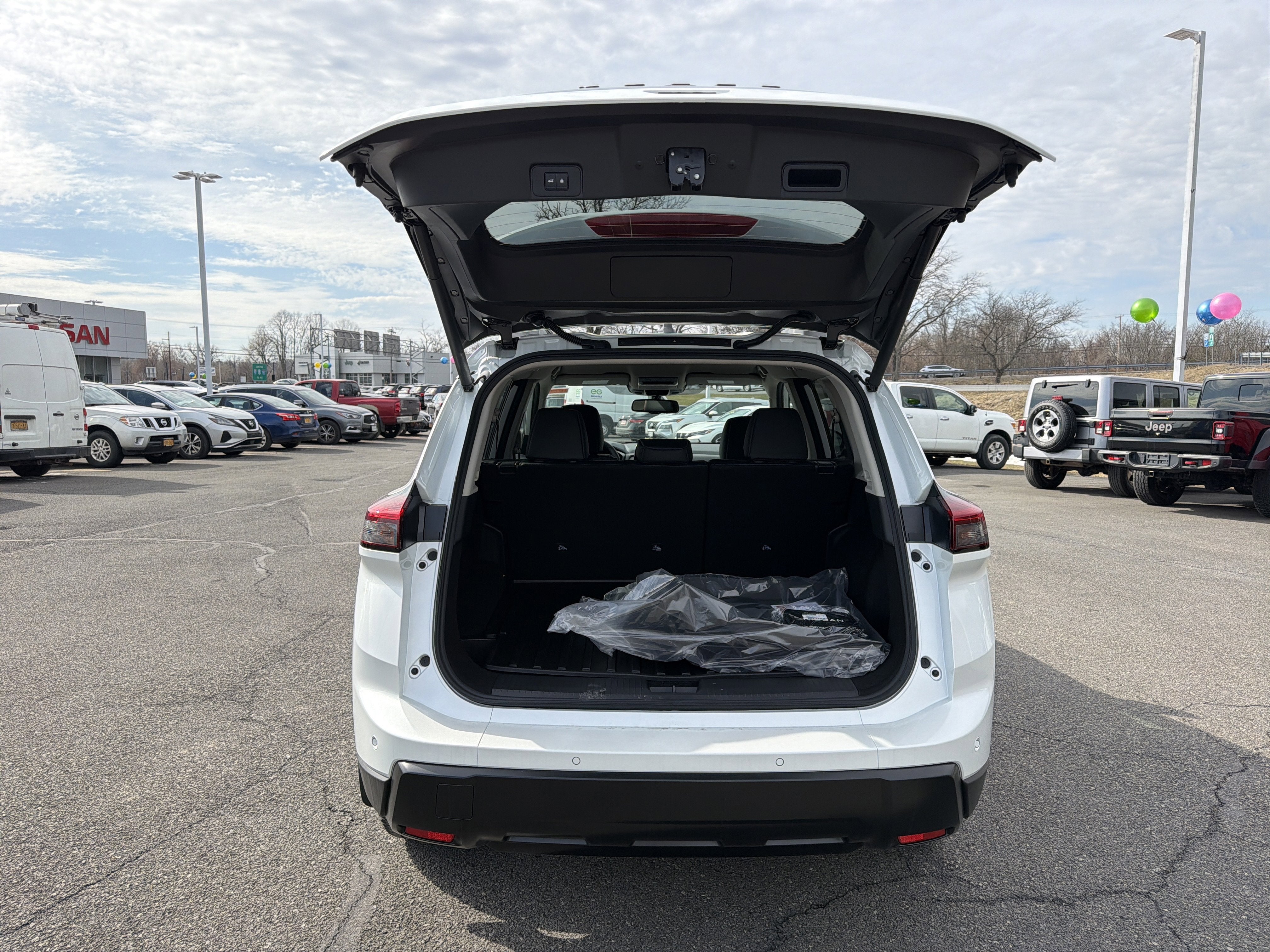 2026 Nissan Rogue Rock Creek