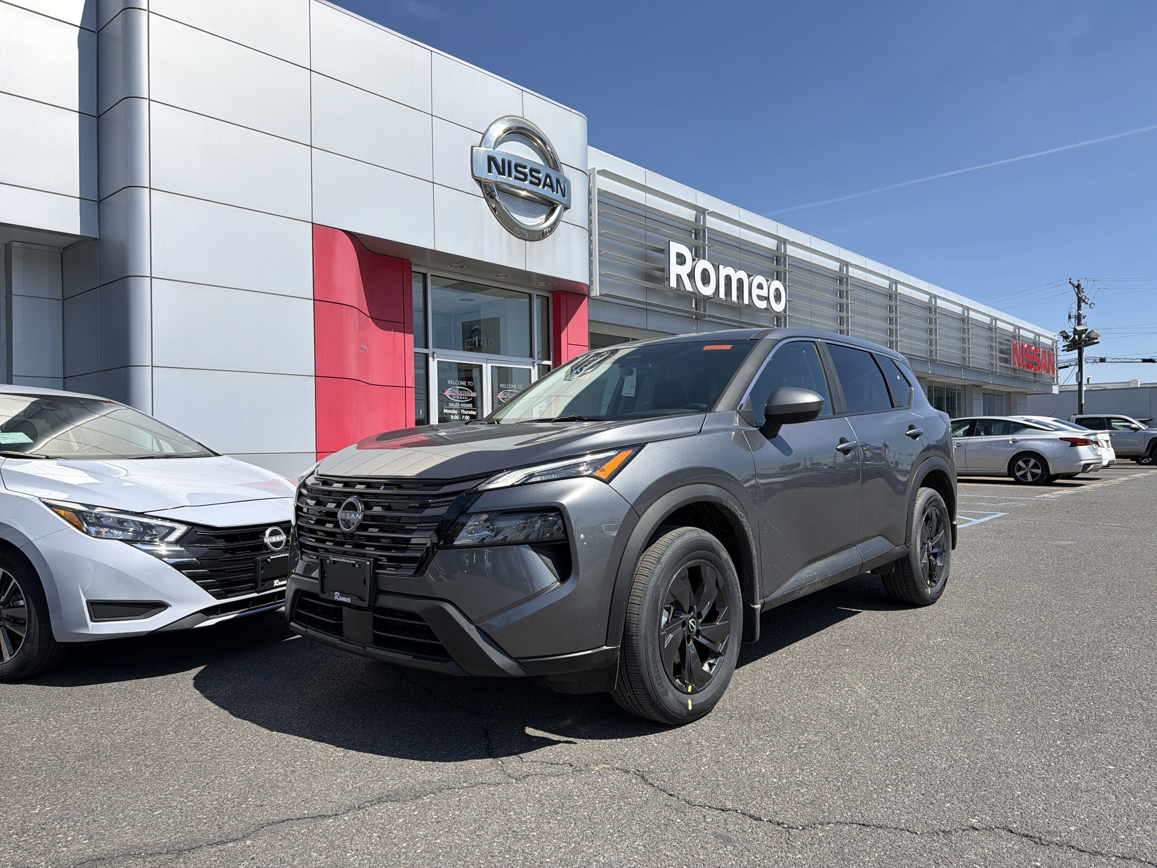 2026 Nissan Rogue SV