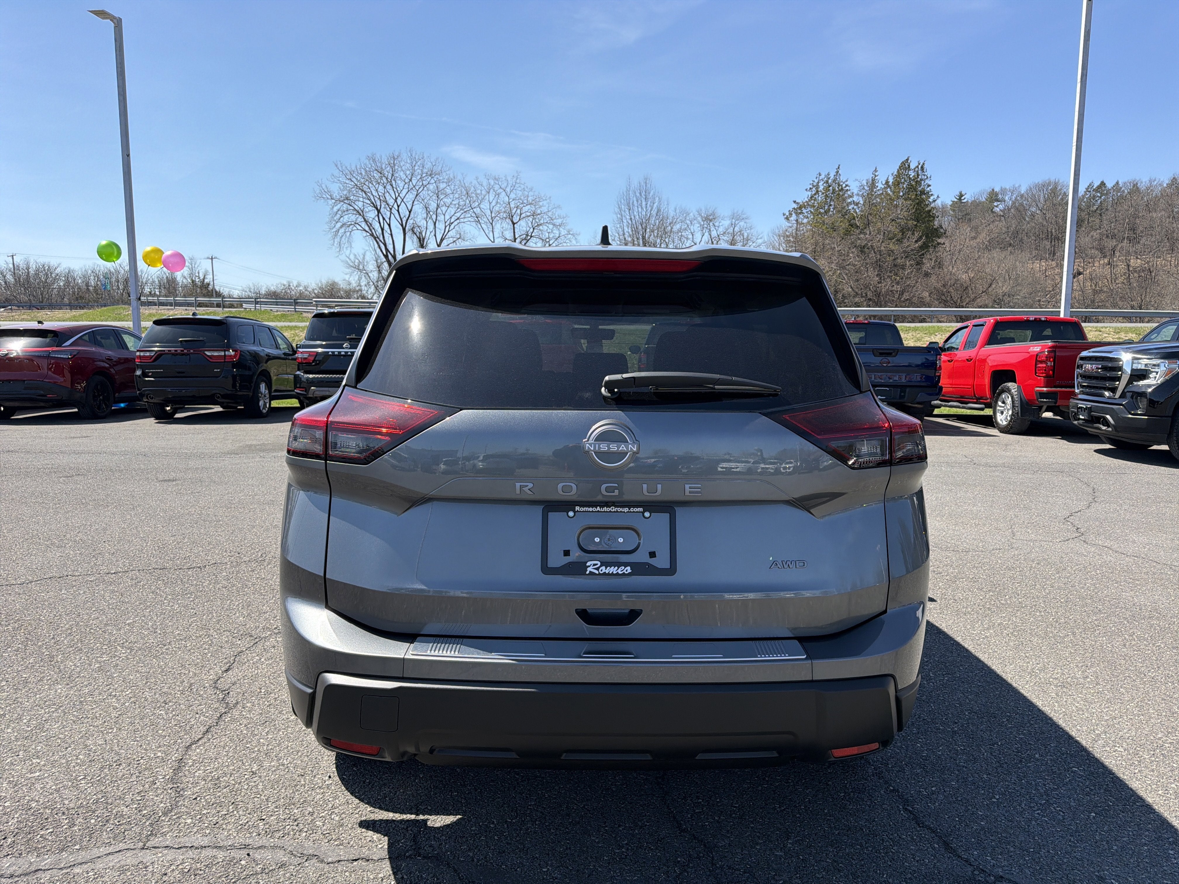 2026 Nissan Rogue SV