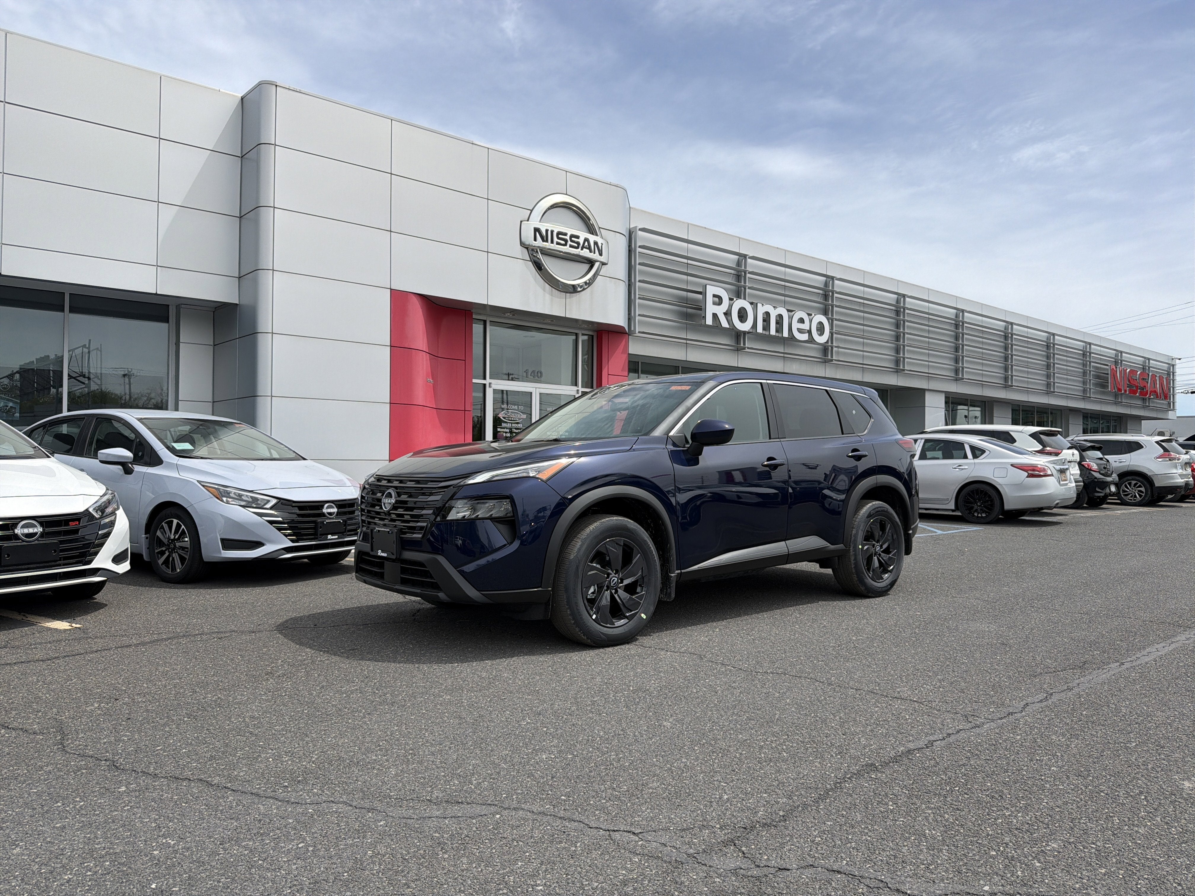 2026 Nissan Rogue SV