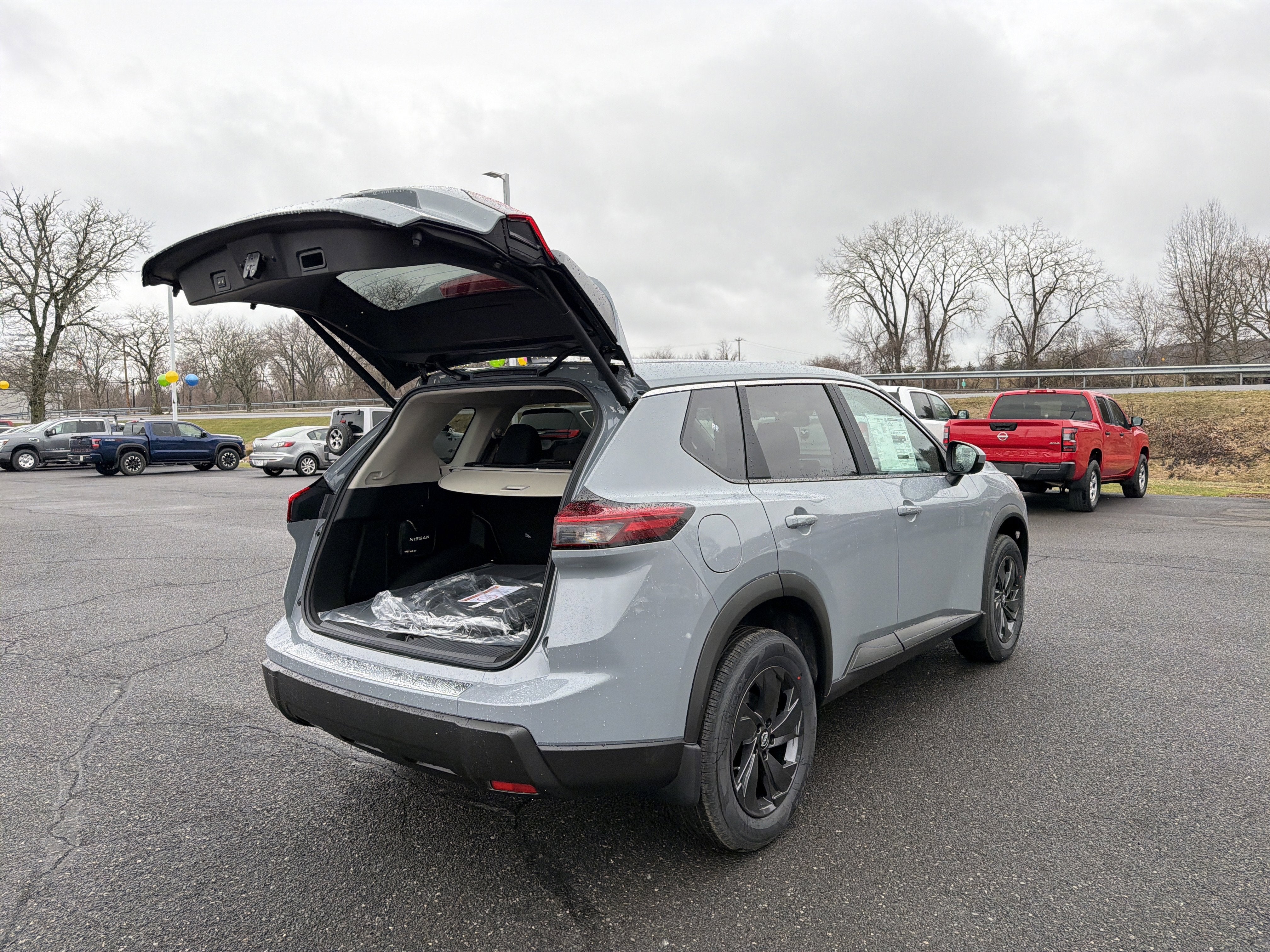 2026 Nissan Rogue SV