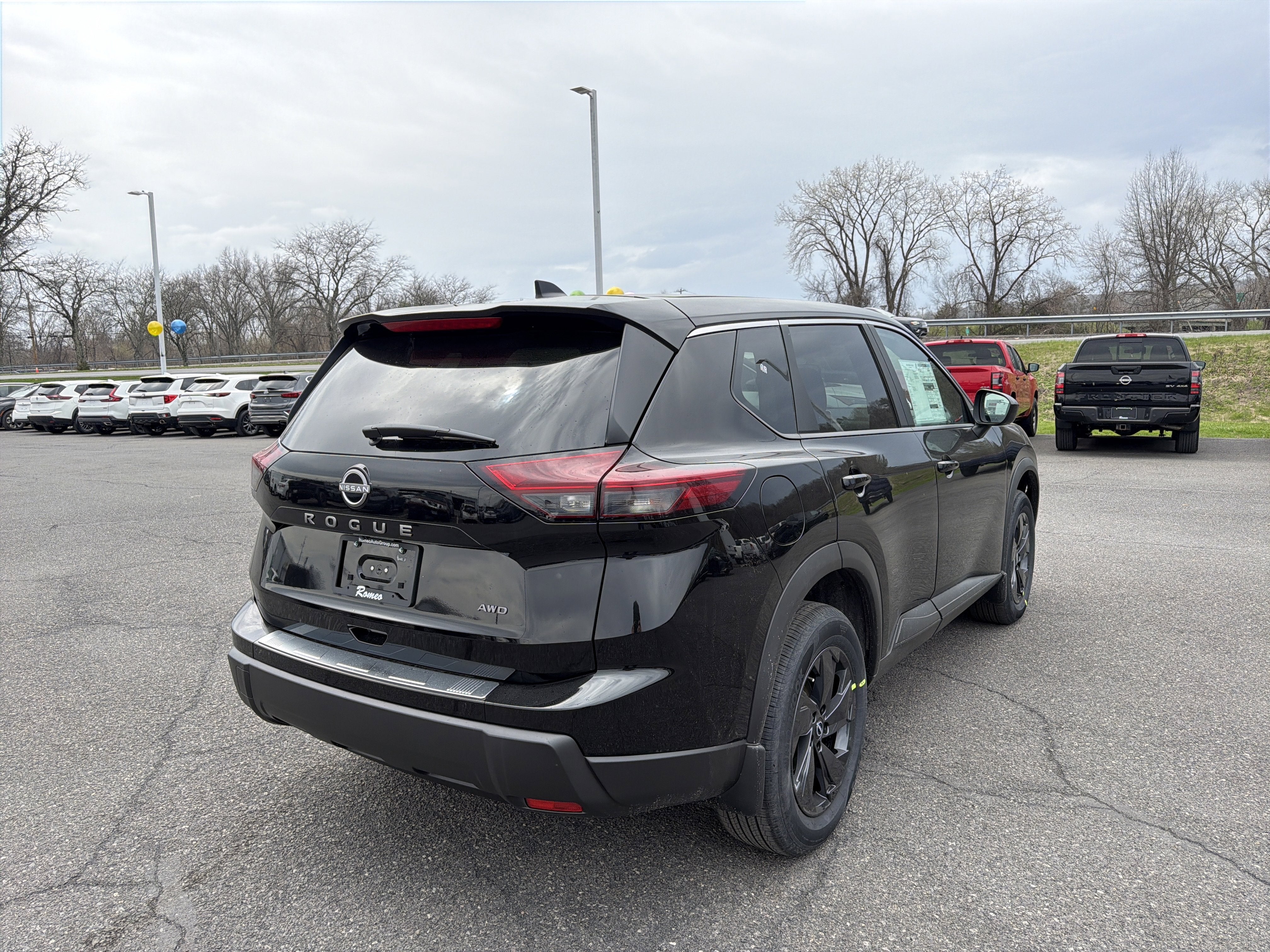 2026 Nissan Rogue SV