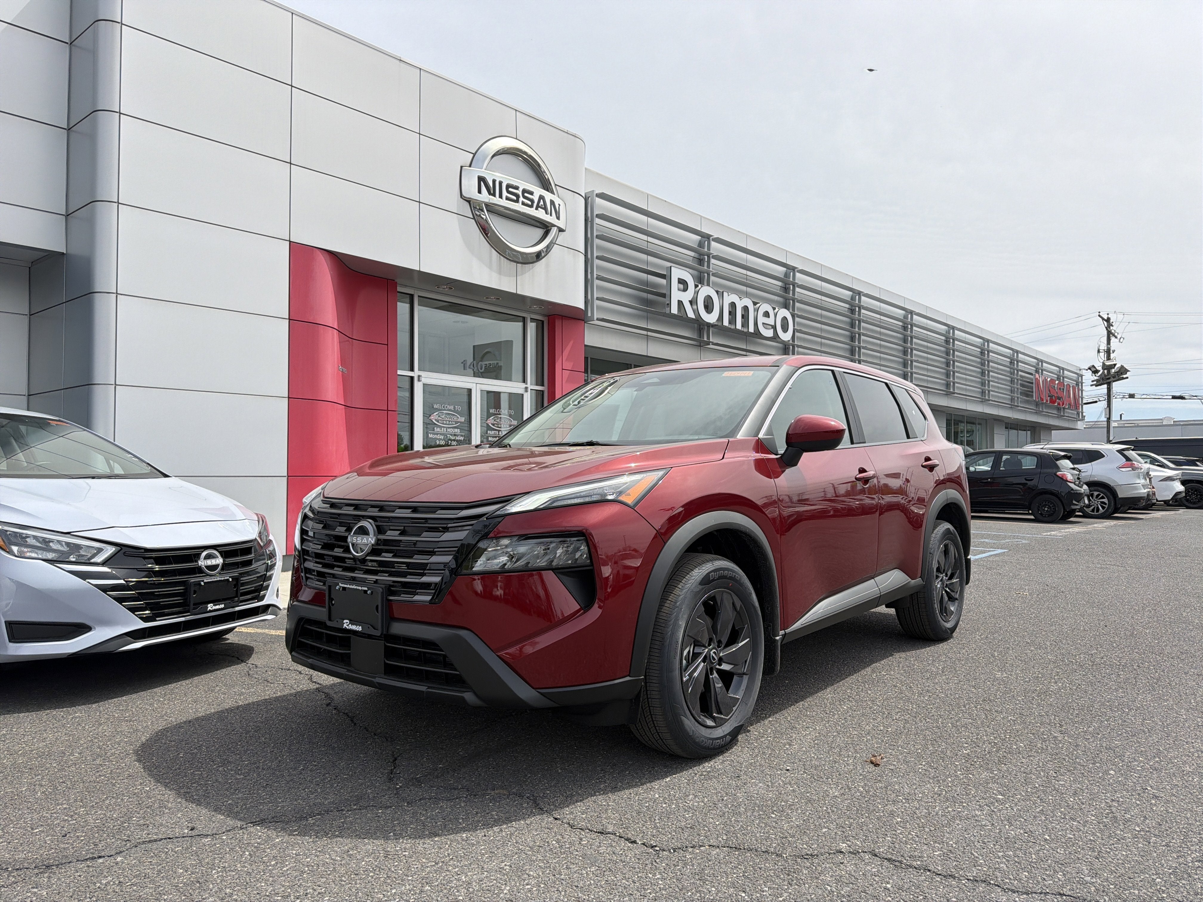 2026 Nissan Rogue SV