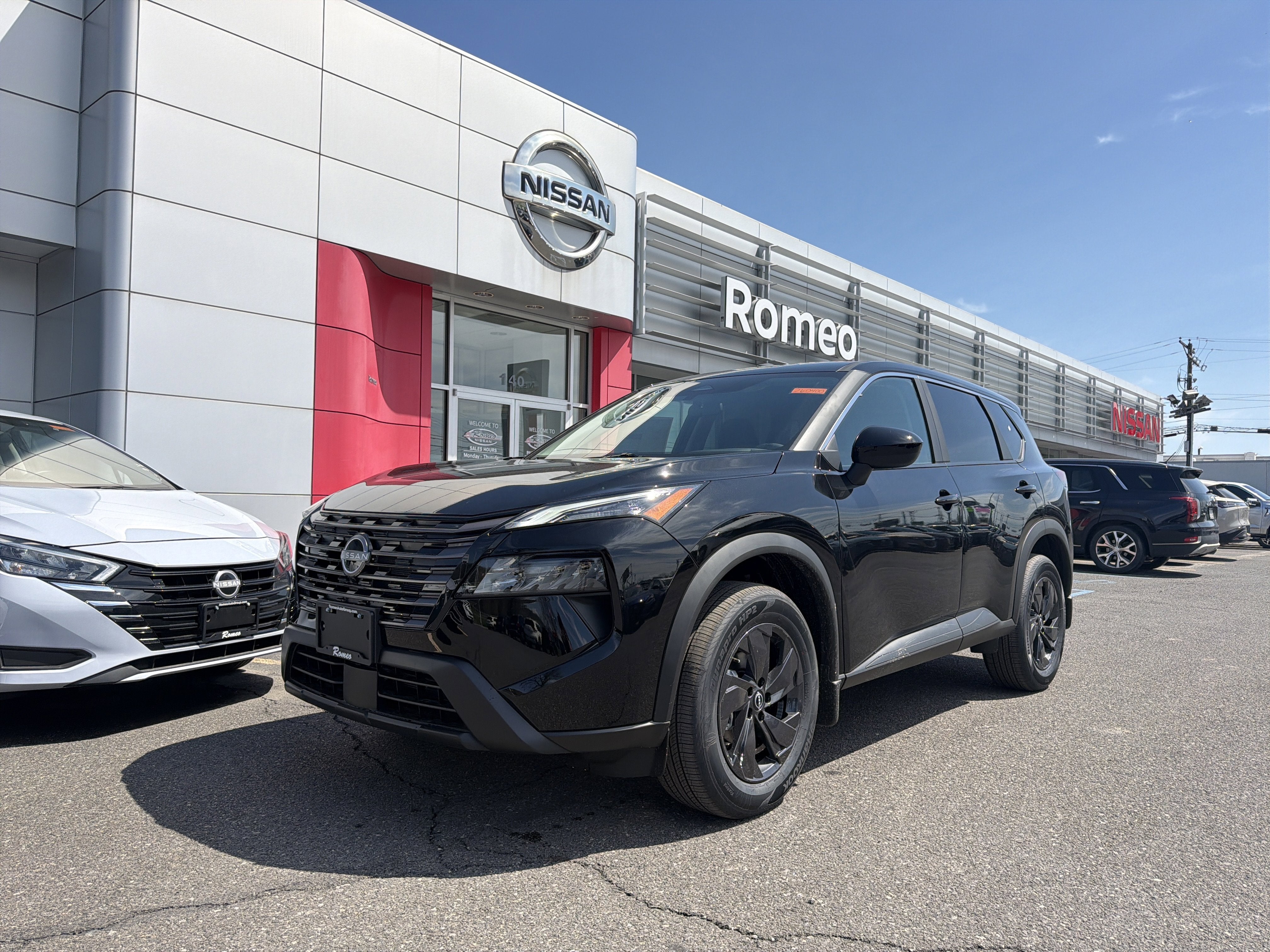 2026 Nissan Rogue SV