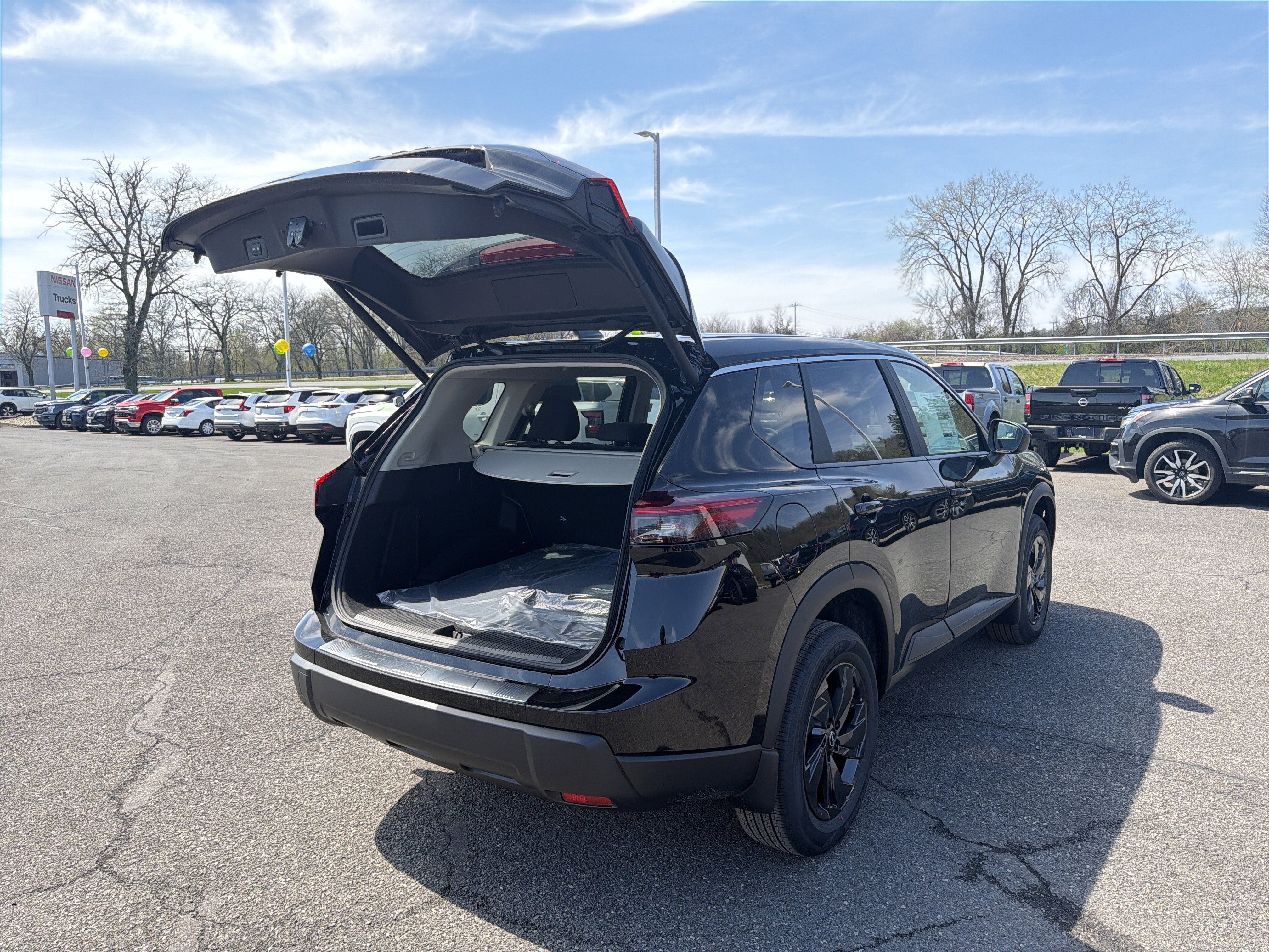 2026 Nissan Rogue SV