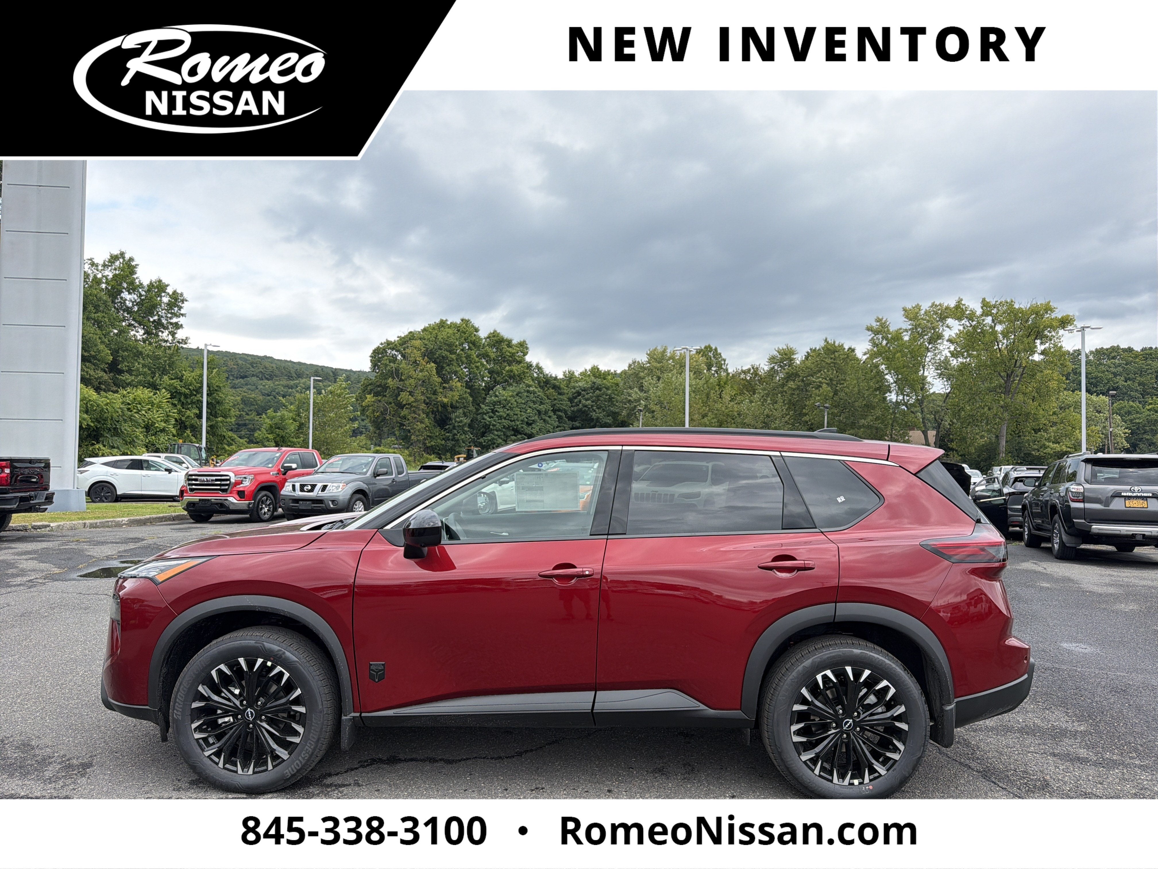 2026 Nissan Rogue Dark Armor
