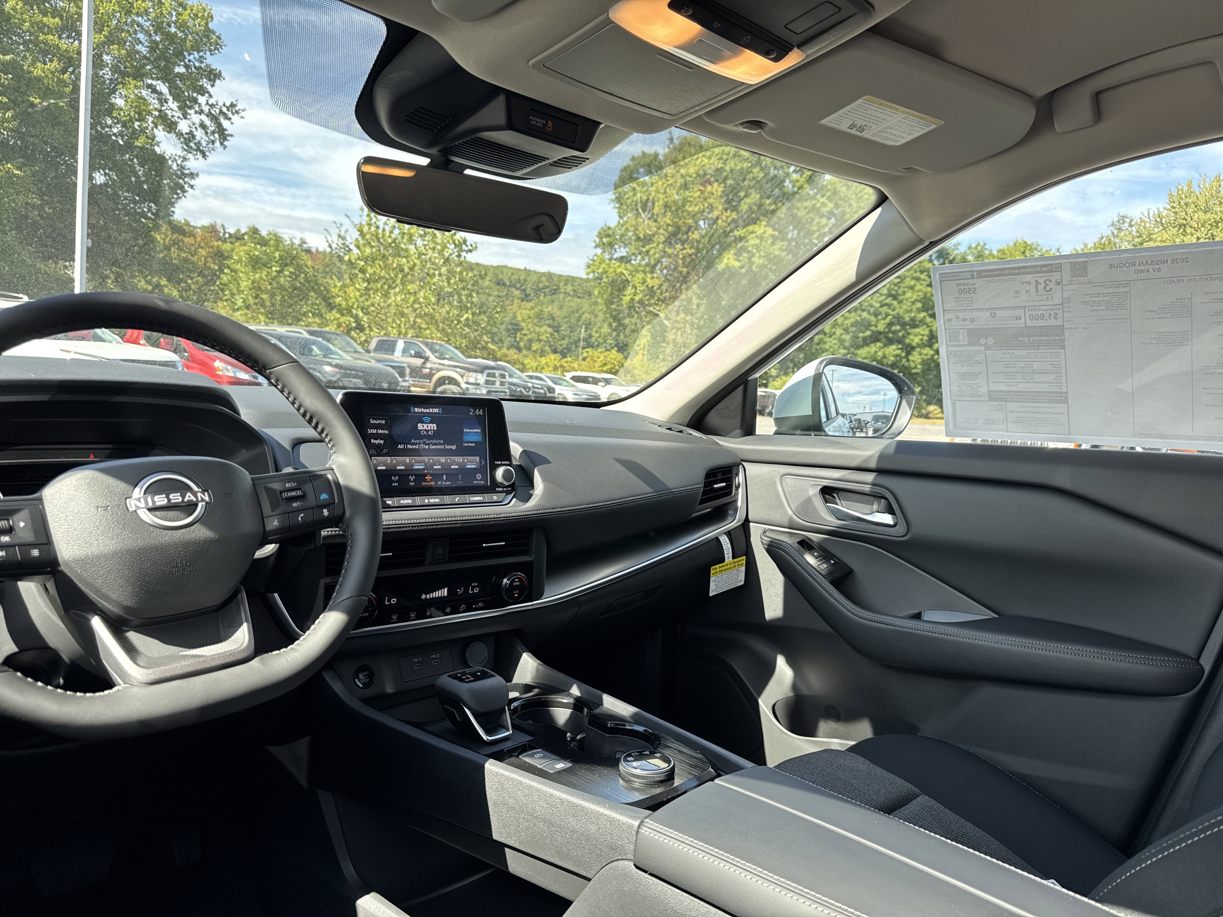 2026 Nissan Rogue SV