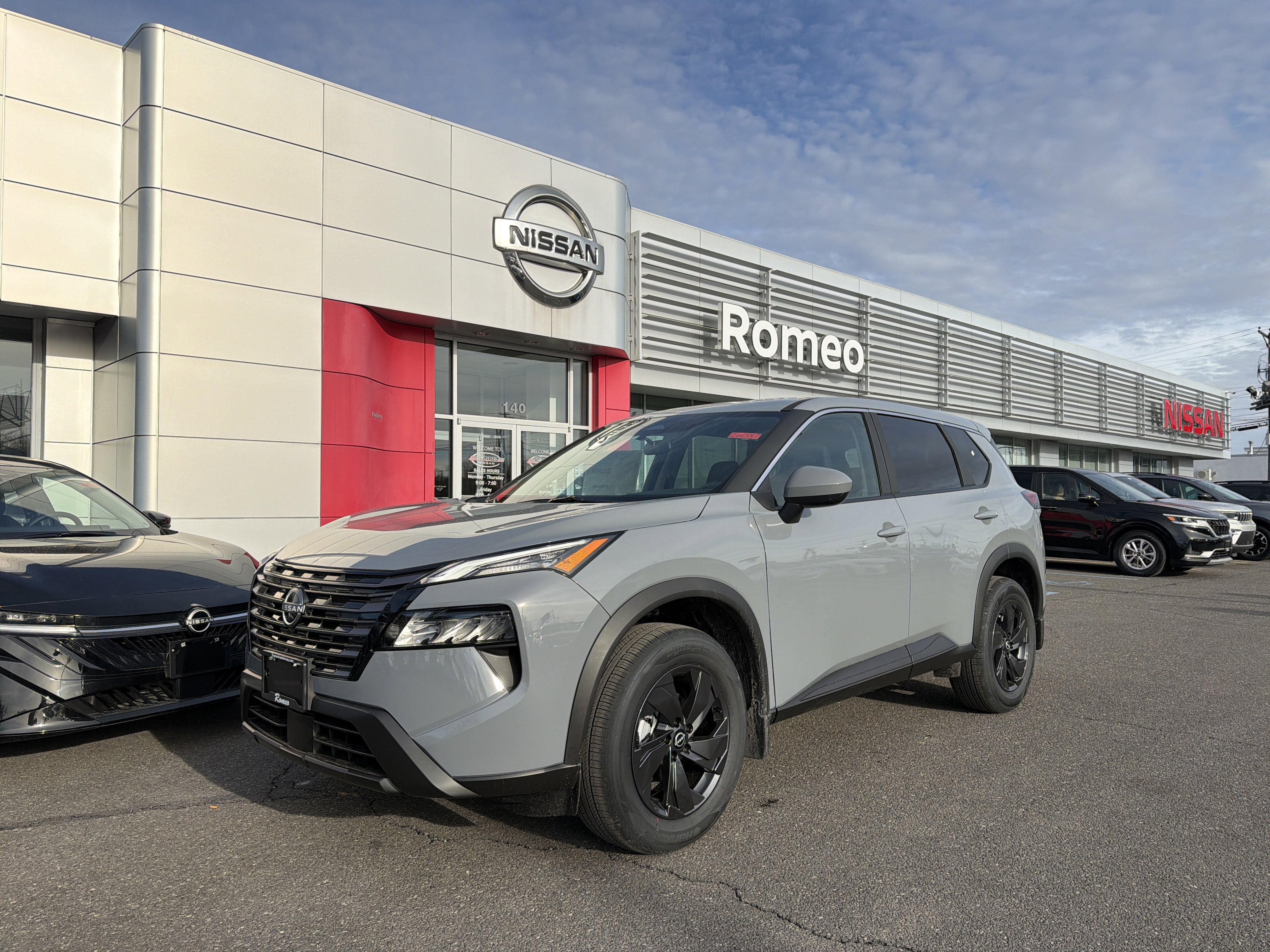 2026 Nissan Rogue SV