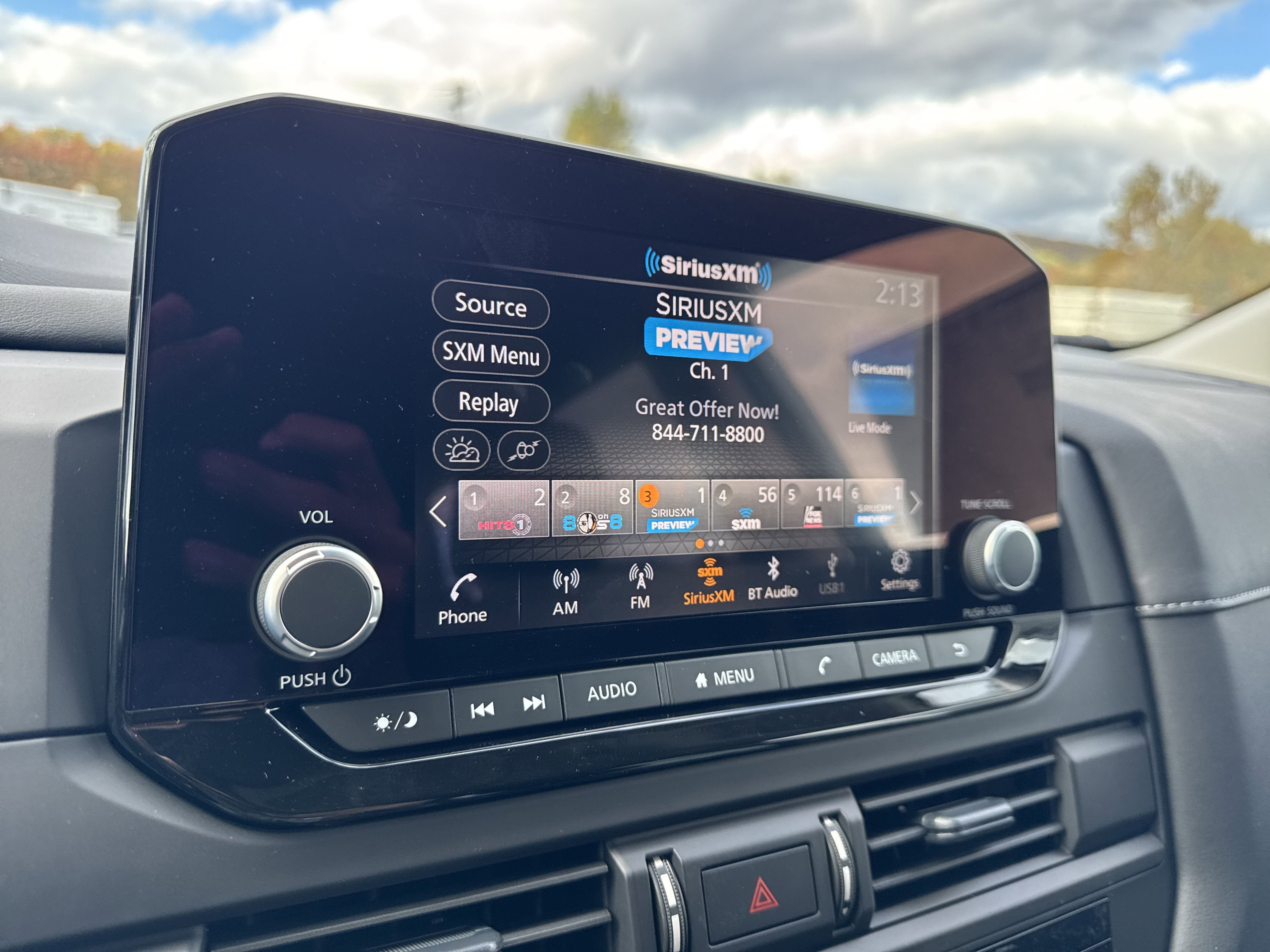 2025 Nissan Pathfinder S