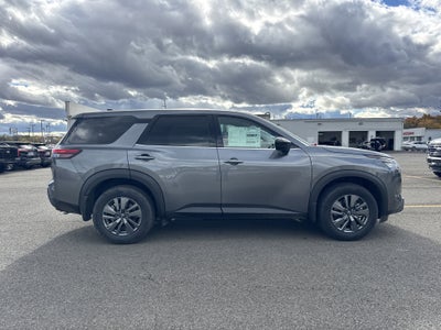 2025 Nissan Pathfinder S