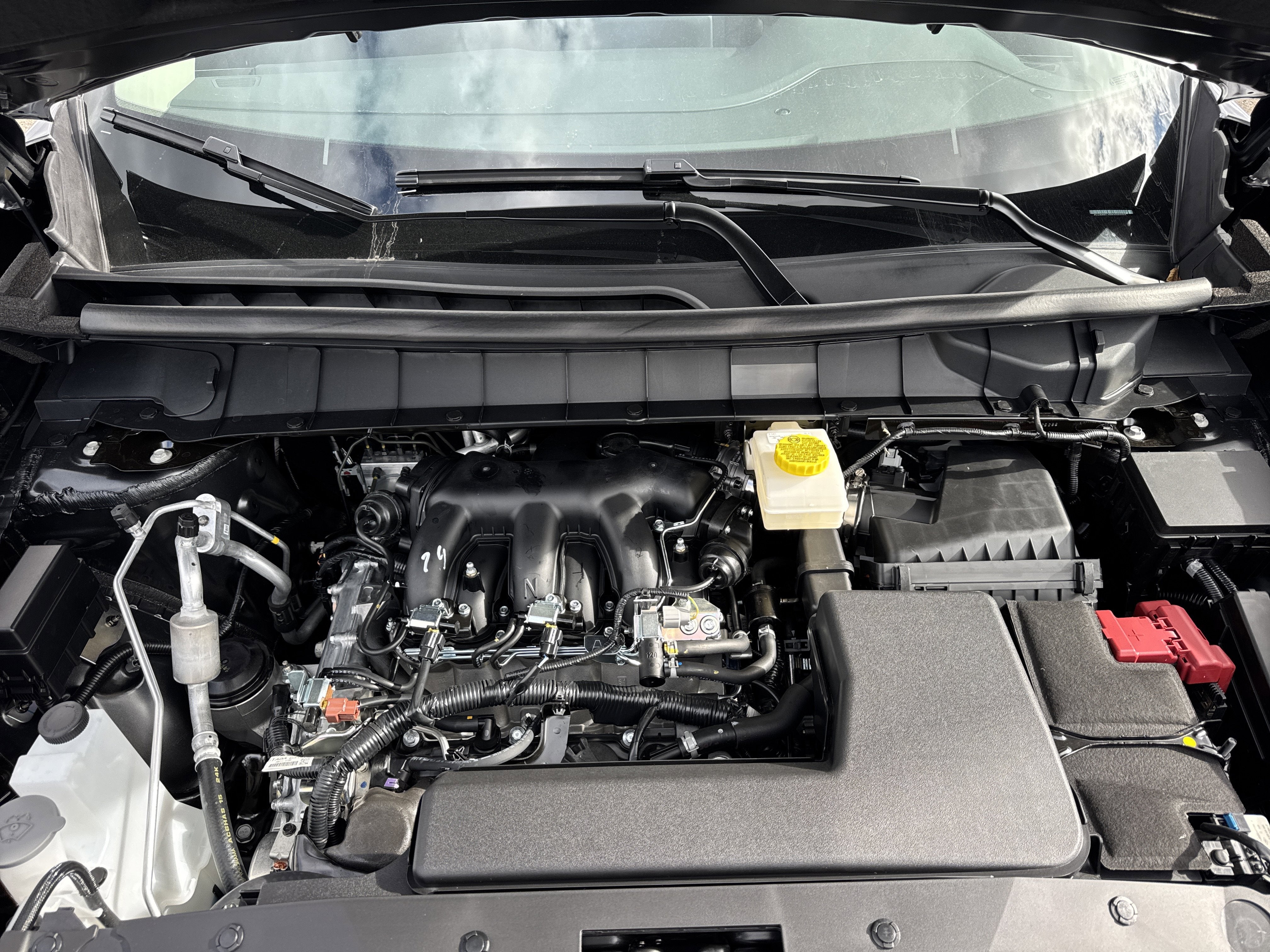 2025 Nissan Pathfinder S