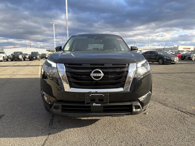 2025 Nissan Pathfinder S