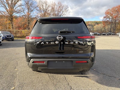 2025 Nissan Pathfinder S