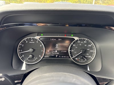 2025 Nissan Pathfinder SV