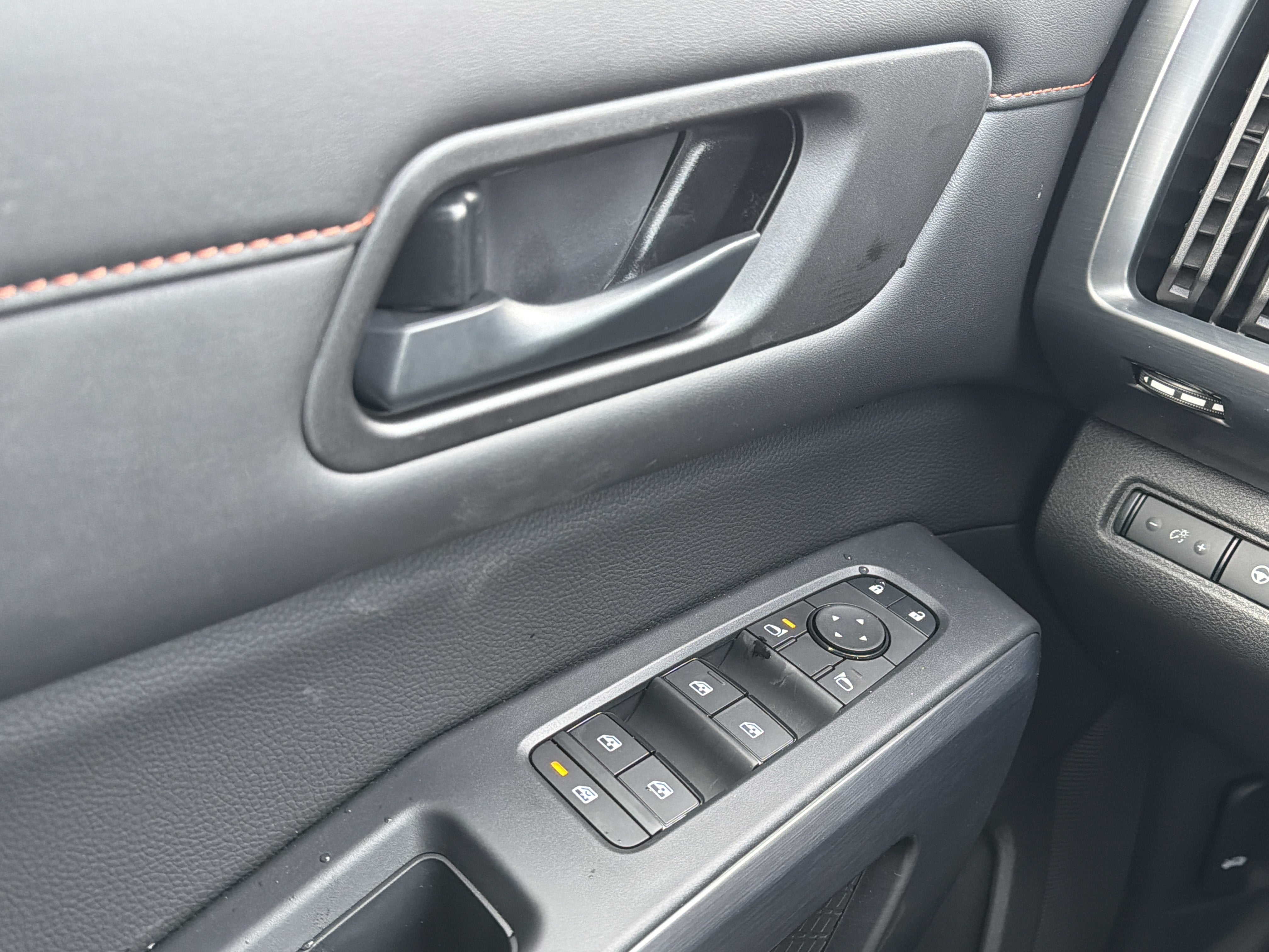 2025 Nissan Pathfinder Rock Creek