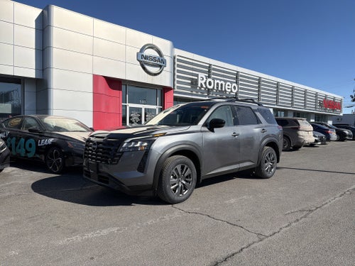 2026 Nissan Pathfinder SV