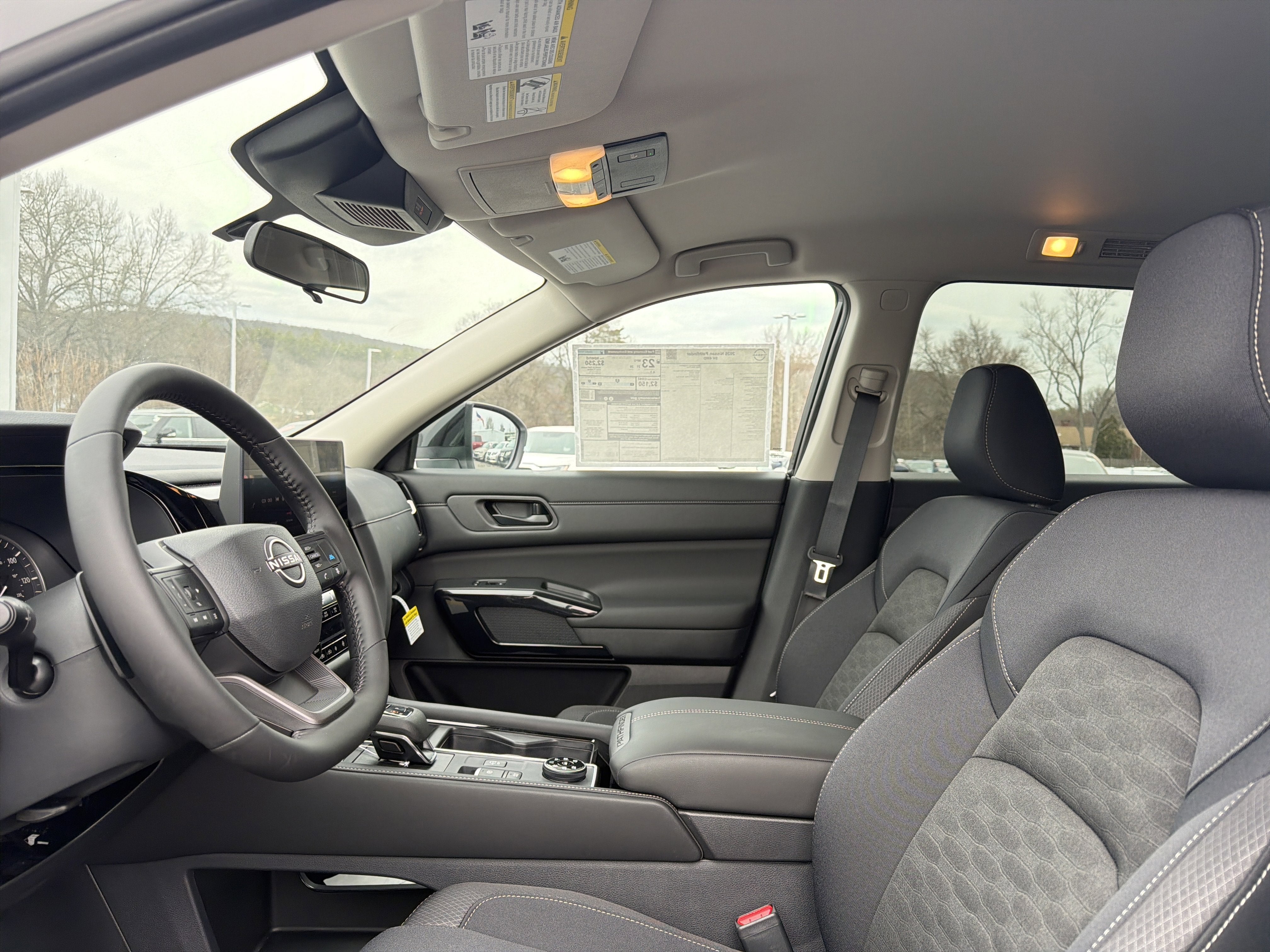 2026 Nissan Pathfinder SV