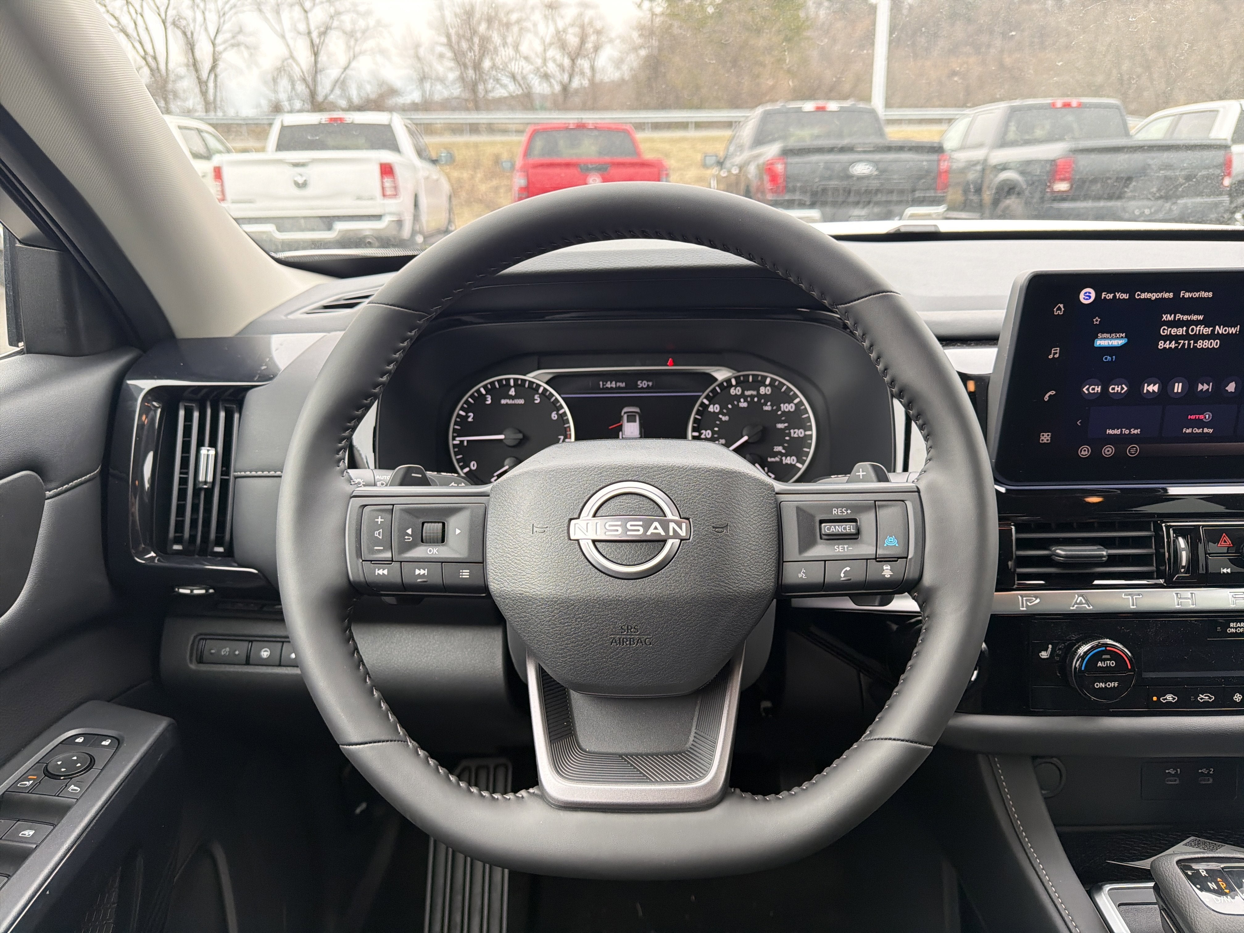 2026 Nissan Pathfinder SV